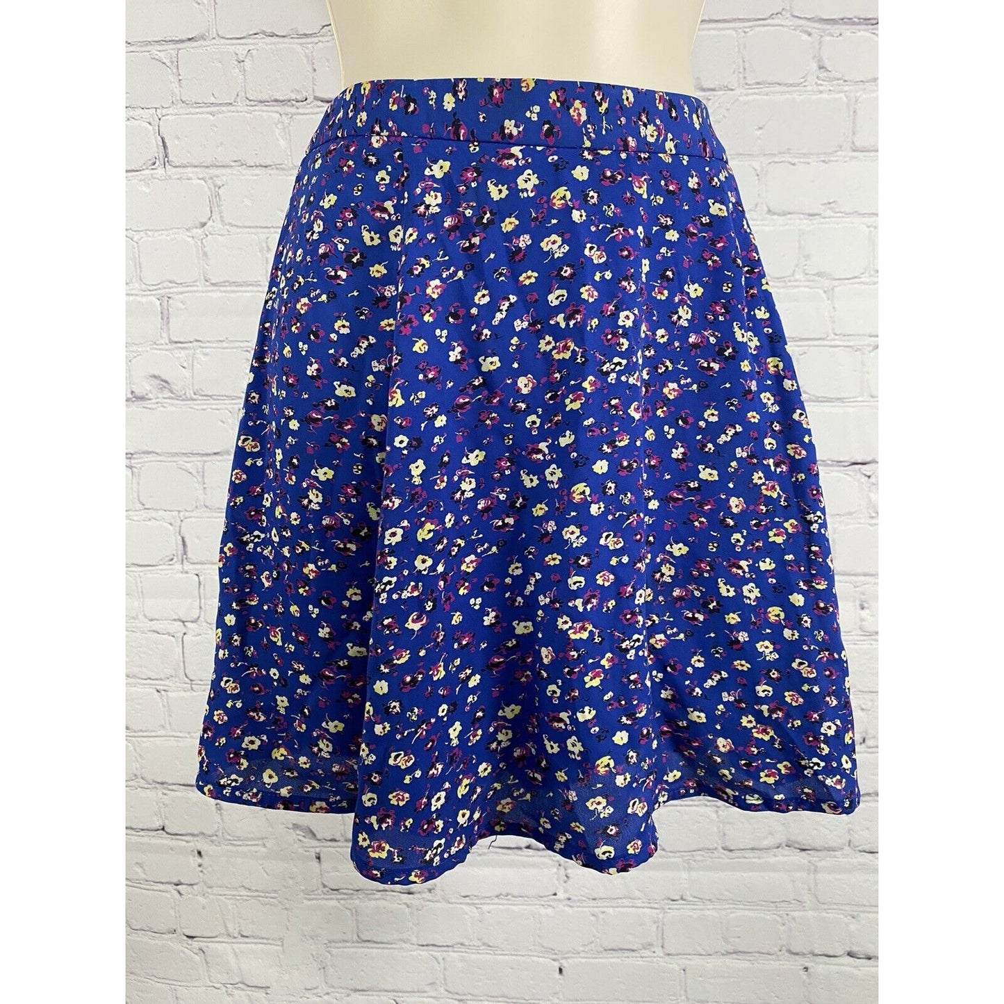 Lush Blue Floral Back Zip Lined Short Mini Skirt Made In USA M Medium