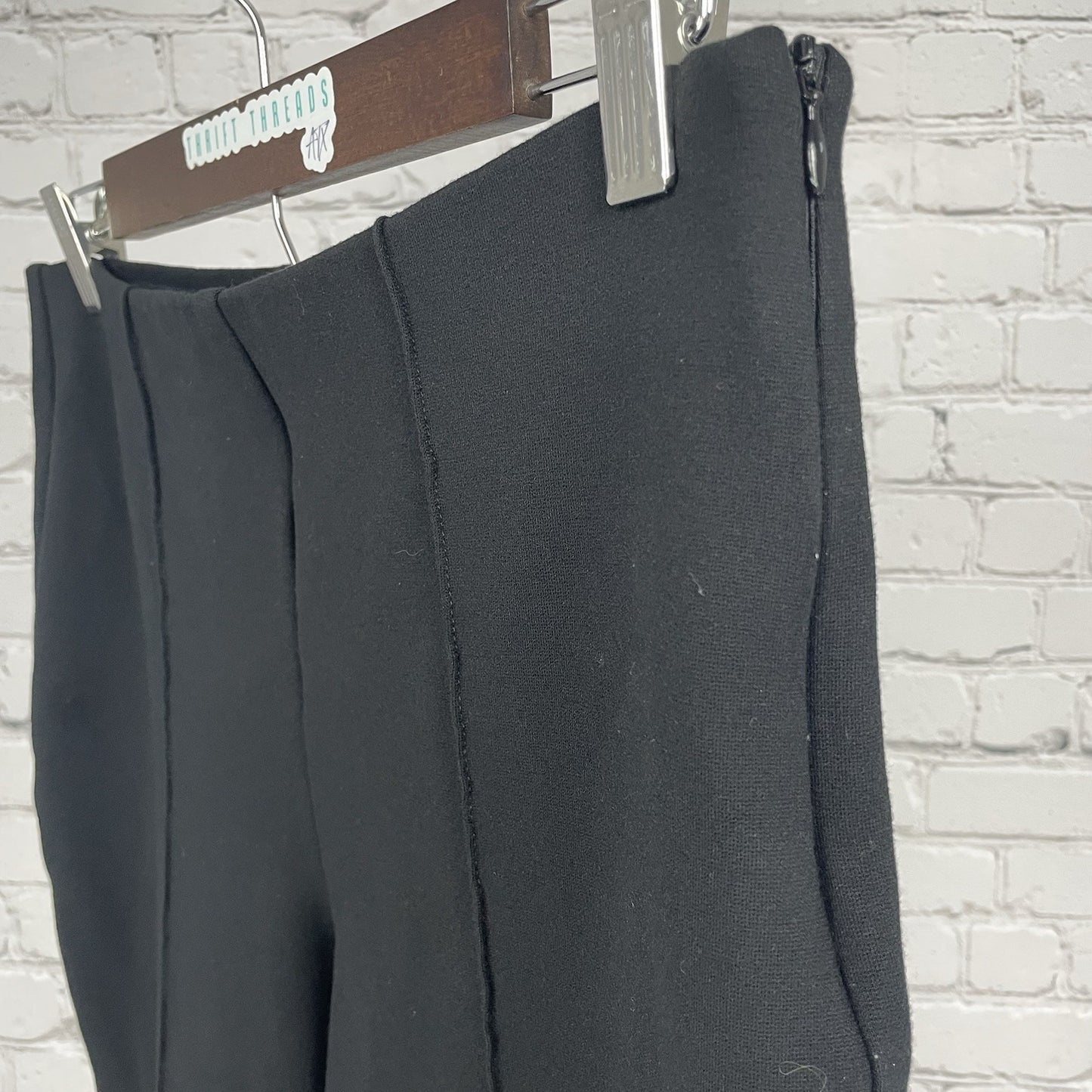 Chico’s Black Elastic Waist Zipped Stretch Slim Fit Pants Size 0 US 4 (30x25.5)