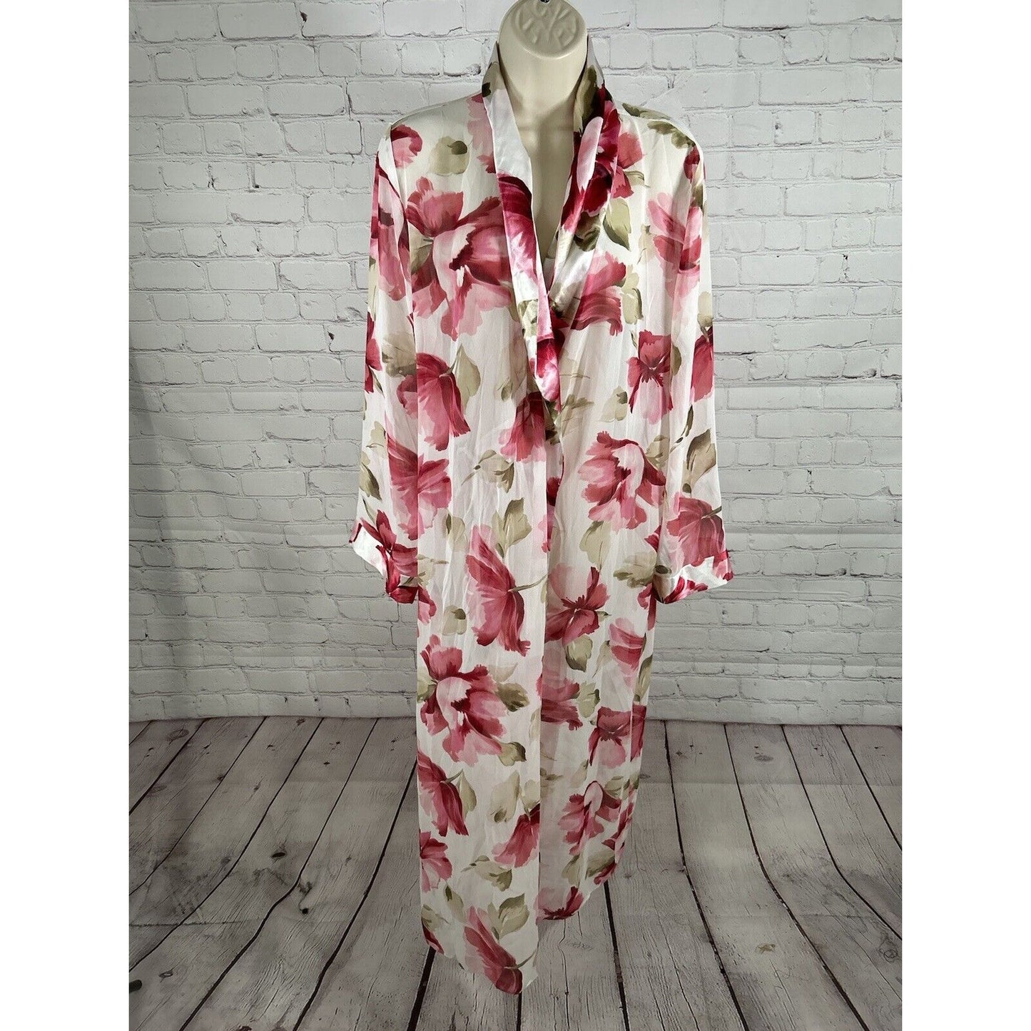 VTG California Dynasty White Floral Tie Closure Semi Sheer Lightweight Robe S