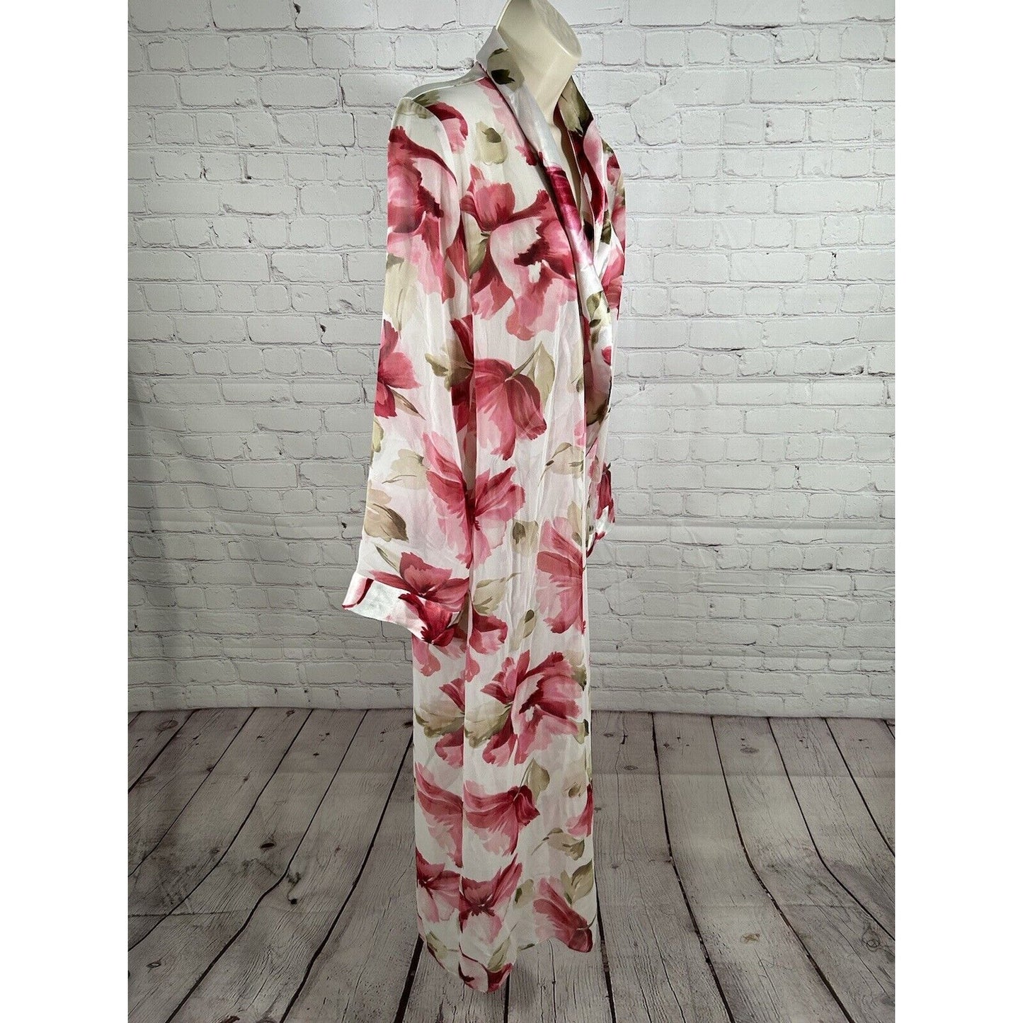 VTG California Dynasty White Floral Tie Closure Semi Sheer Lightweight Robe S
