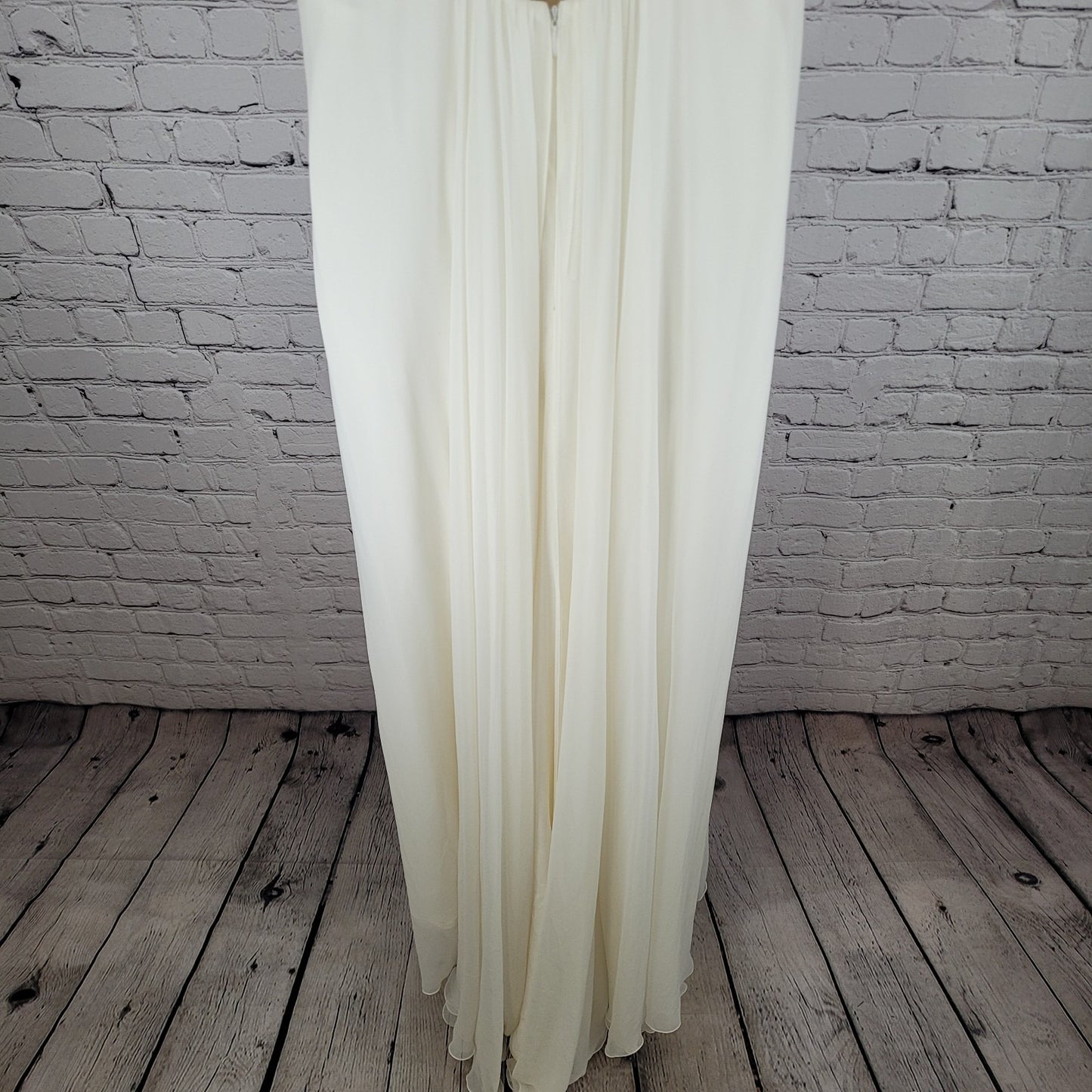 Rembo Styling Ivory Feminine Lace V-Neck Backless Wedding Dress Europe US XL