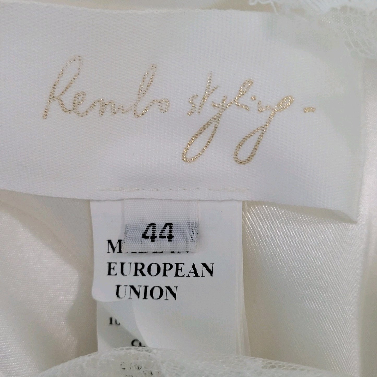 Rembo Styling Ivory Feminine Lace V-Neck Backless Wedding Dress Europe US XL