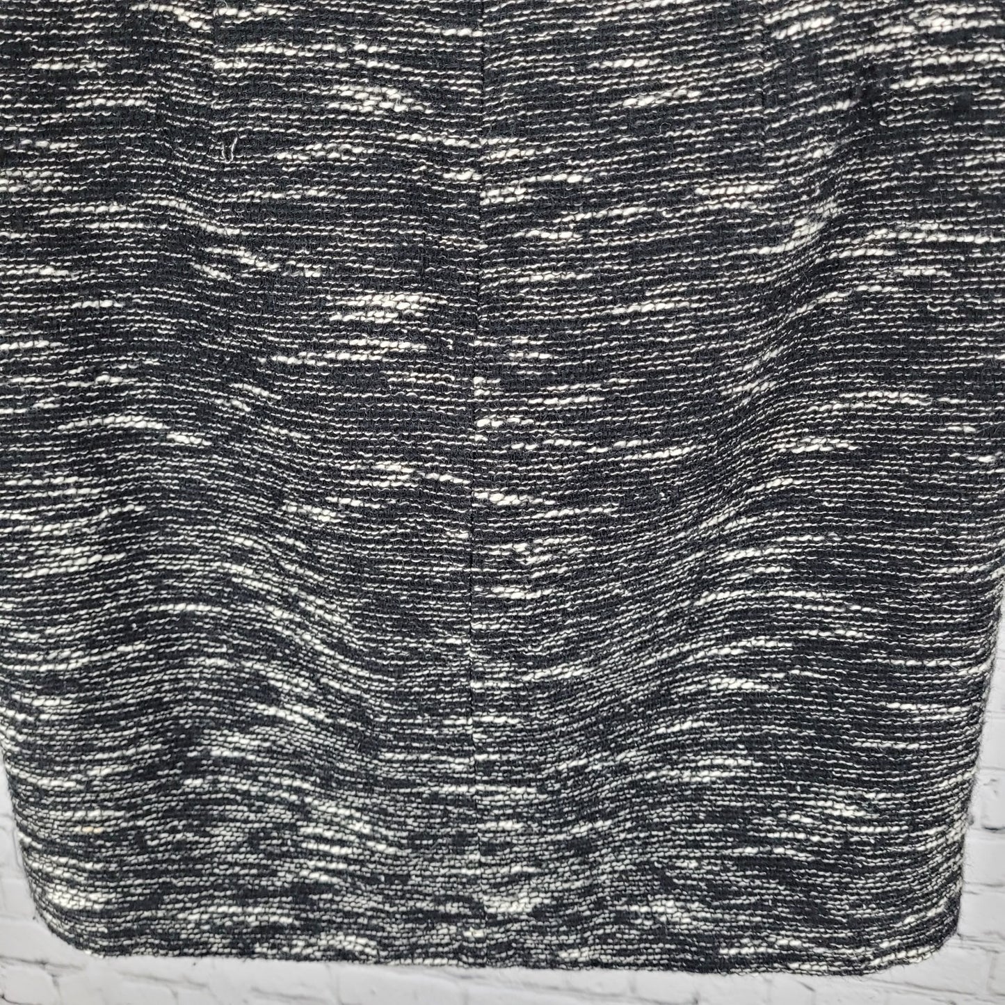 Talbots Black & White Wool Blend Pockets Lined Straight Skirt Size 8P (30x18.5)