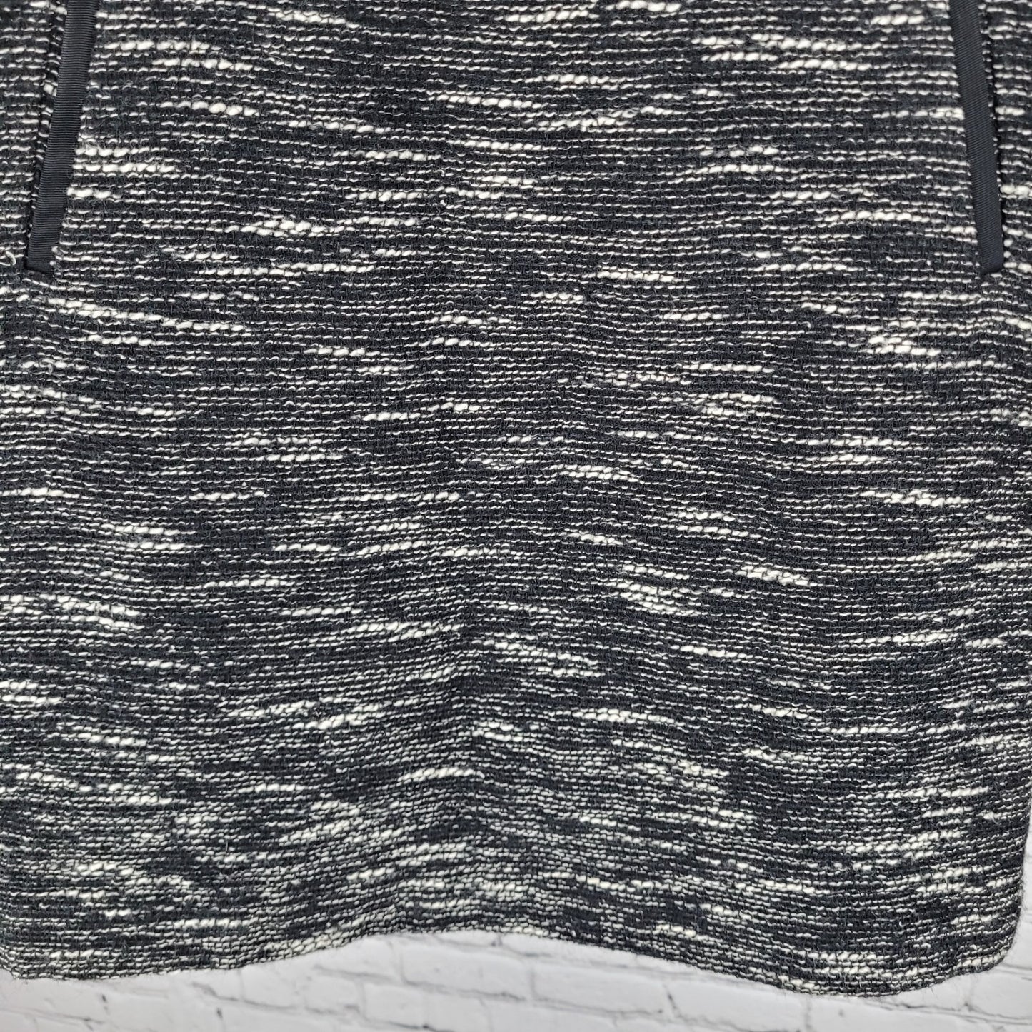 Talbots Black & White Wool Blend Pockets Lined Straight Skirt Size 8P (30x18.5)