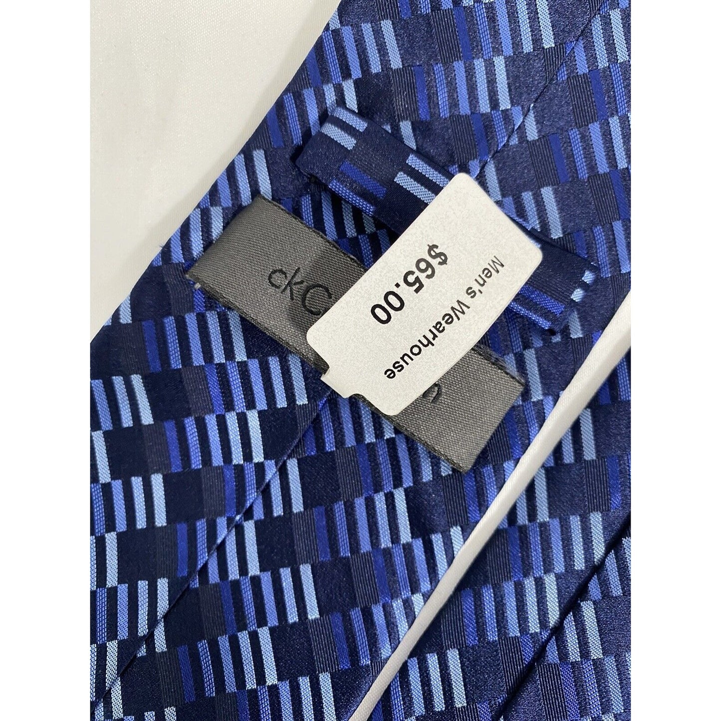 NWT Calvin Klein Multicolored Blue Mini Striped 100% Silk Neck Tie (60 x 3)