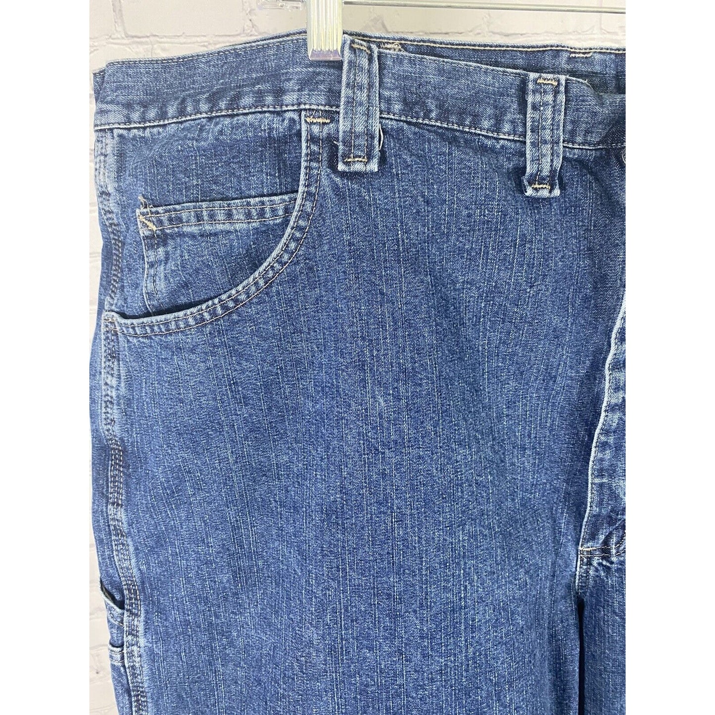 Wrangler Medium Wash High Rise Blue Jean Denim Carpenter Shorts Men’s (46 x 10)