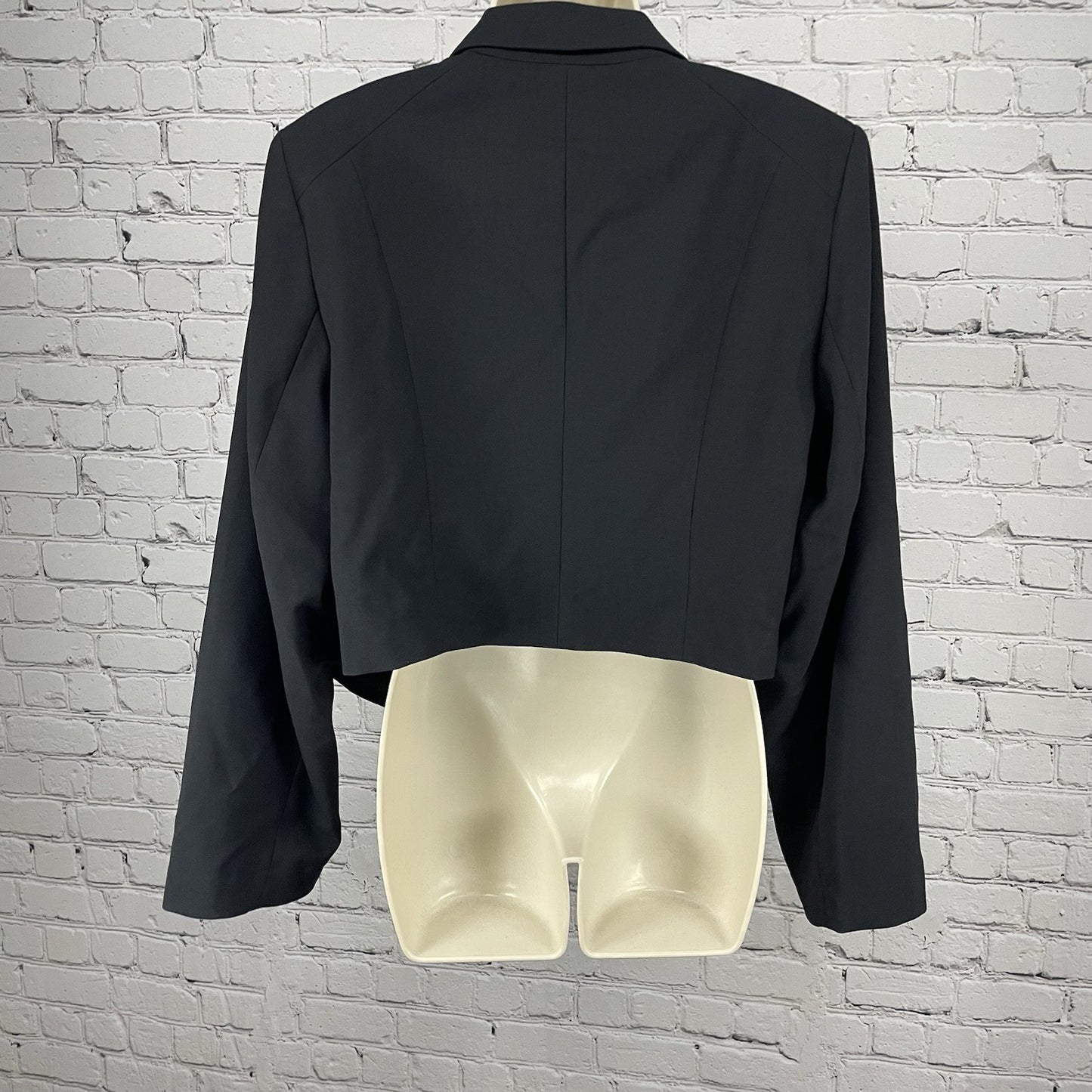 NWT Lane Bryant Black Cropped Open Peak Blazer Lined Stretch Padded Size 18