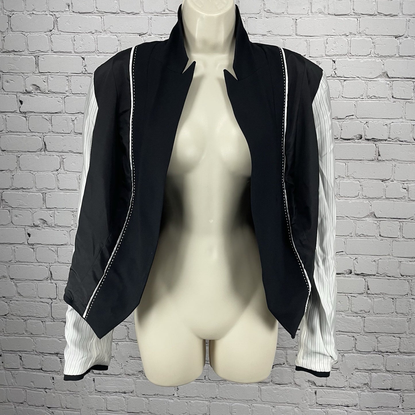 NWT Lane Bryant Black Cropped Open Peak Blazer Lined Stretch Padded Size 18