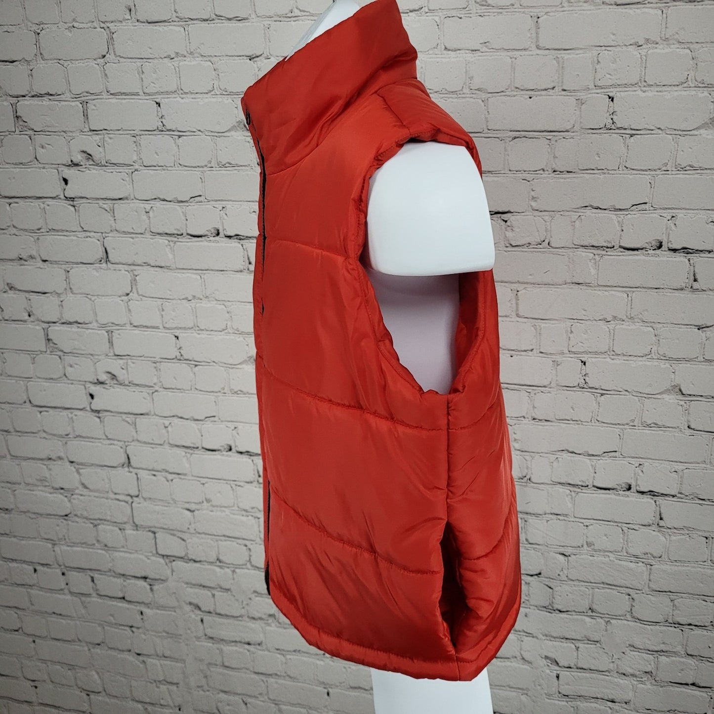NWT ABOUND Red Insulated Lightweight Pockets Puffer Jacket Vest Size Small S