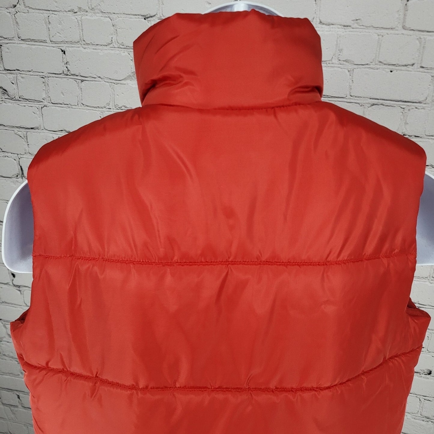 NWT ABOUND Red Insulated Lightweight Pockets Puffer Jacket Vest Size Small S