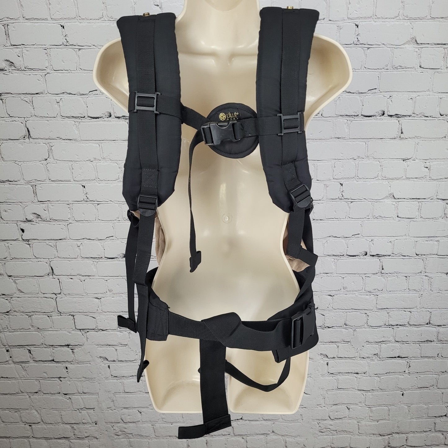 Lille Baby Black Complete All Seasons 6-in-1 Positions Carrier Newborn Infant