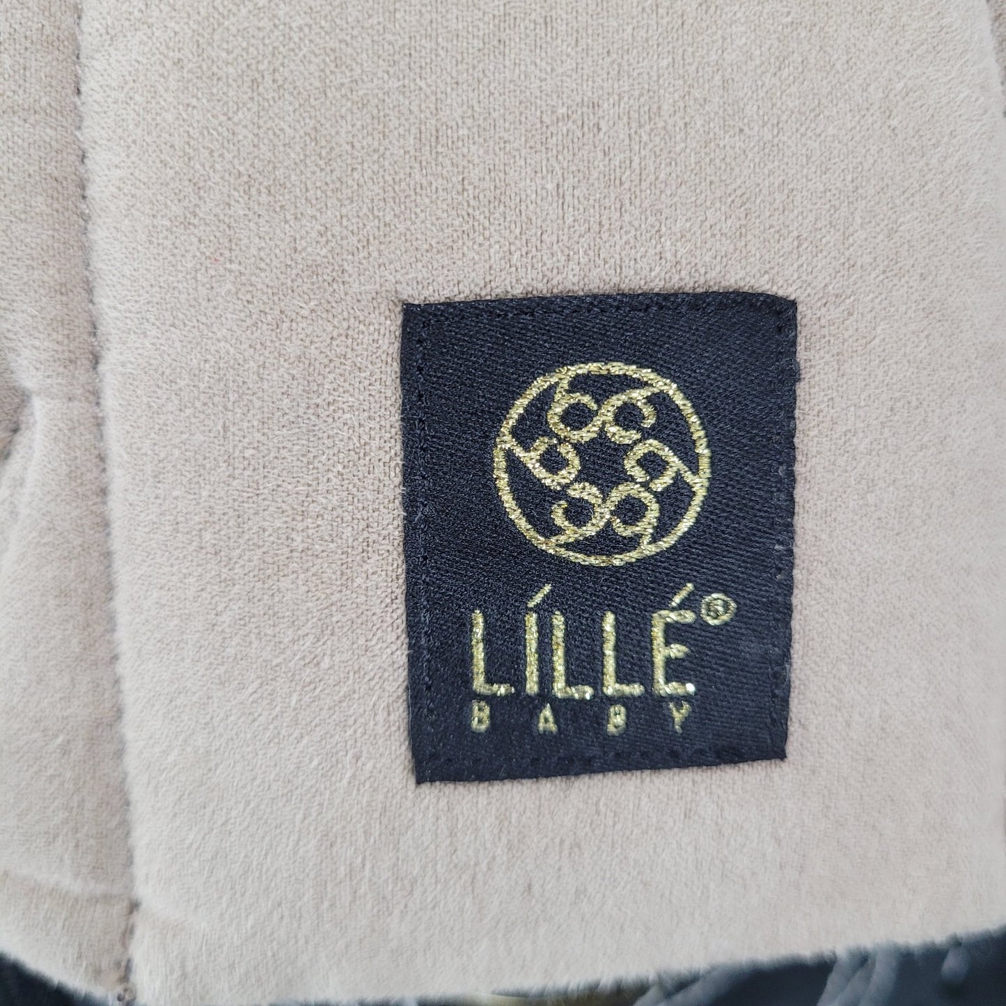 Lille Baby Black Complete All Seasons 6-in-1 Positions Carrier Newborn Infant