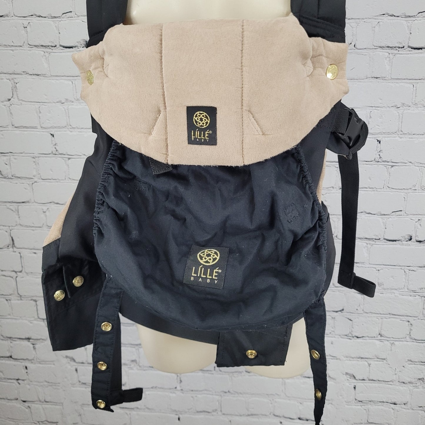 Lille Baby Black Complete All Seasons 6-in-1 Positions Carrier Newborn Infant