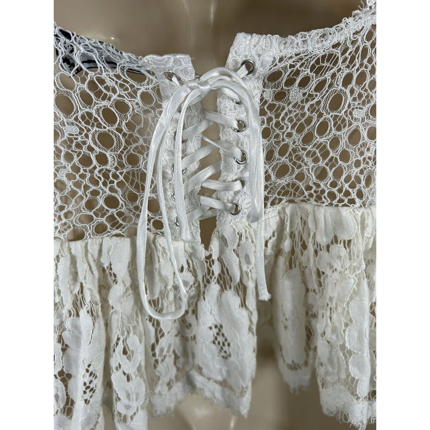 Asos Design Ivory Sheer Lace Cap Sleeve Babydoll Lace Up Back Ruffle Top Size 4