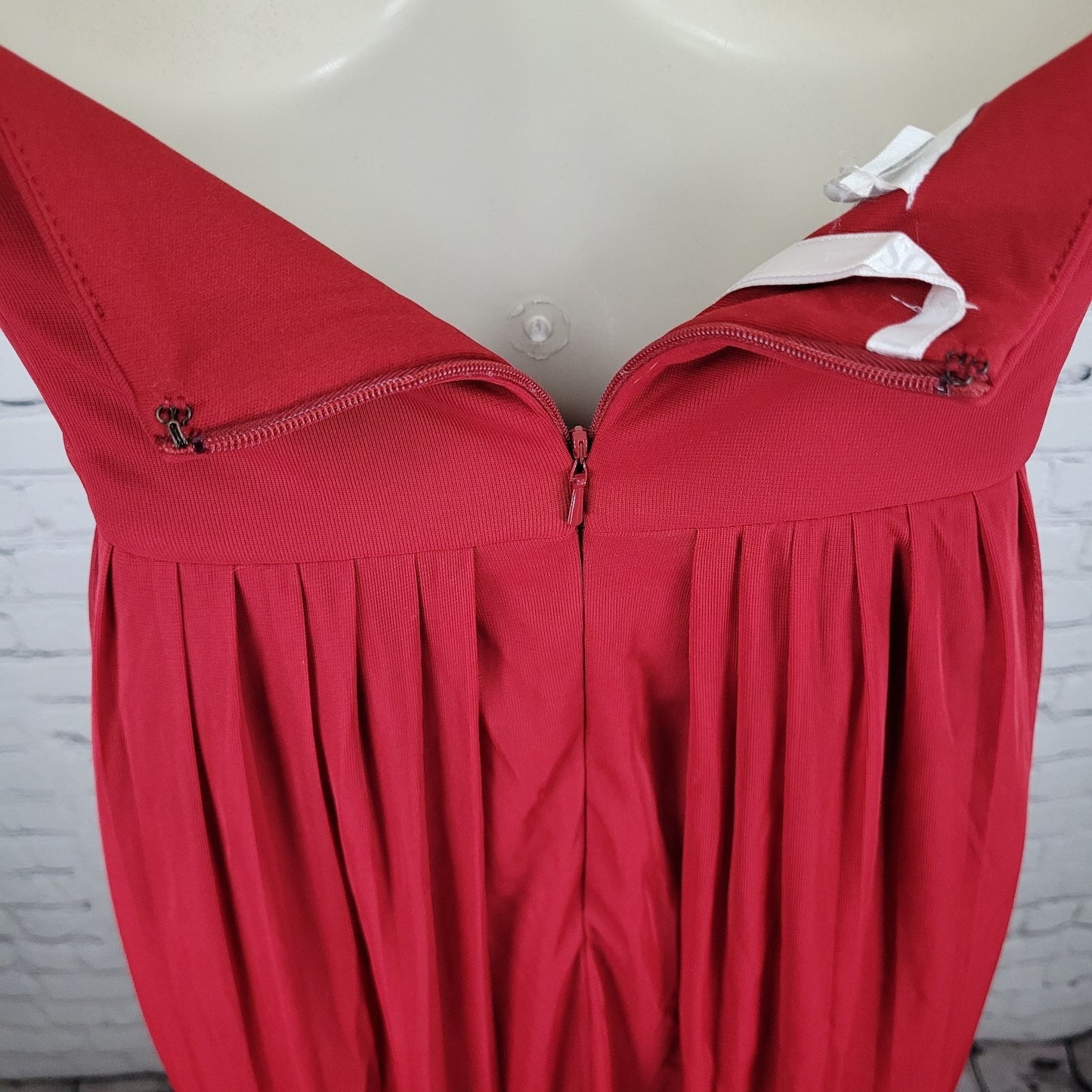 David's Bridal Apple Red Chiffon Empire Waist Pleated Strapless Gown Maxi Dress 18