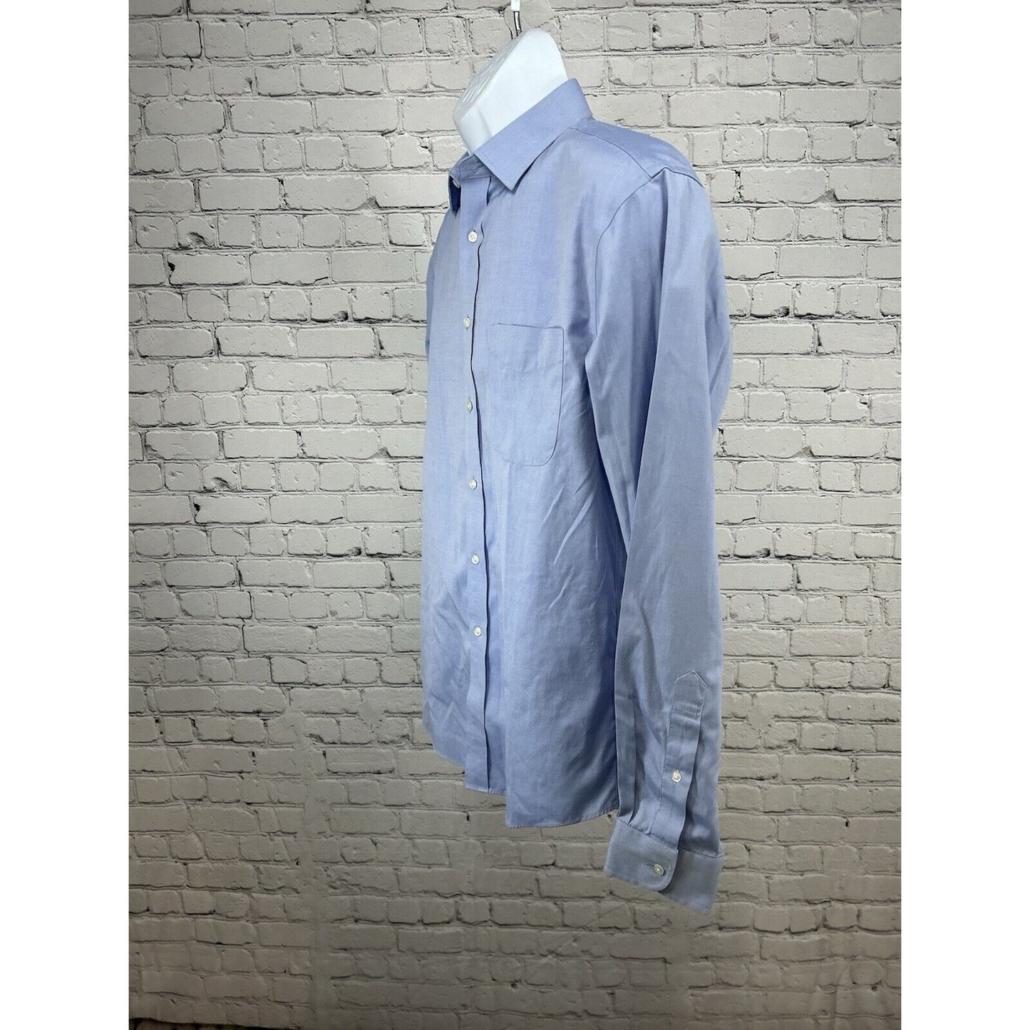 Jos A Bank Traveler Slim Fit Solid Blue 100% Cotton Long Sleeve Button Up L
