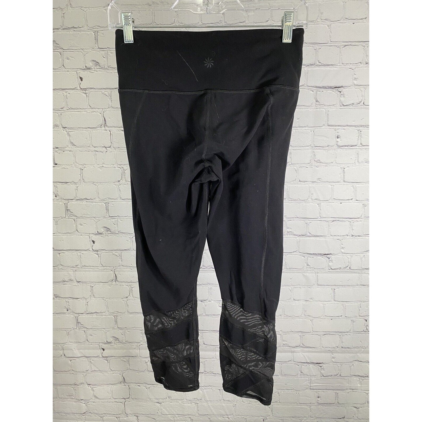 Athleta Solid Black Mid Rise Capri Leggings With Mesh Accents Womens S Small