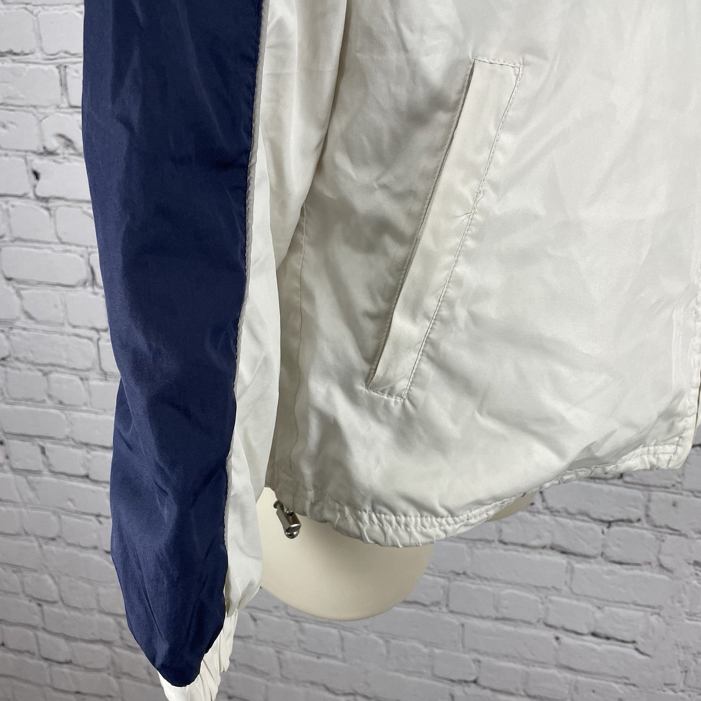 VTG G-III Apparel NFL Dallas Cowboys Lightweight Zipped Jacket Size Small