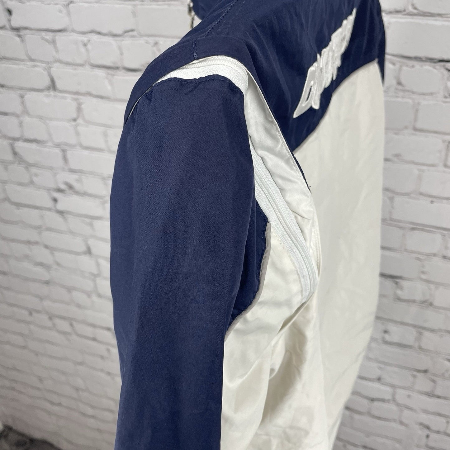 VTG G-III Apparel NFL Dallas Cowboys Lightweight Zipped Jacket Size Small