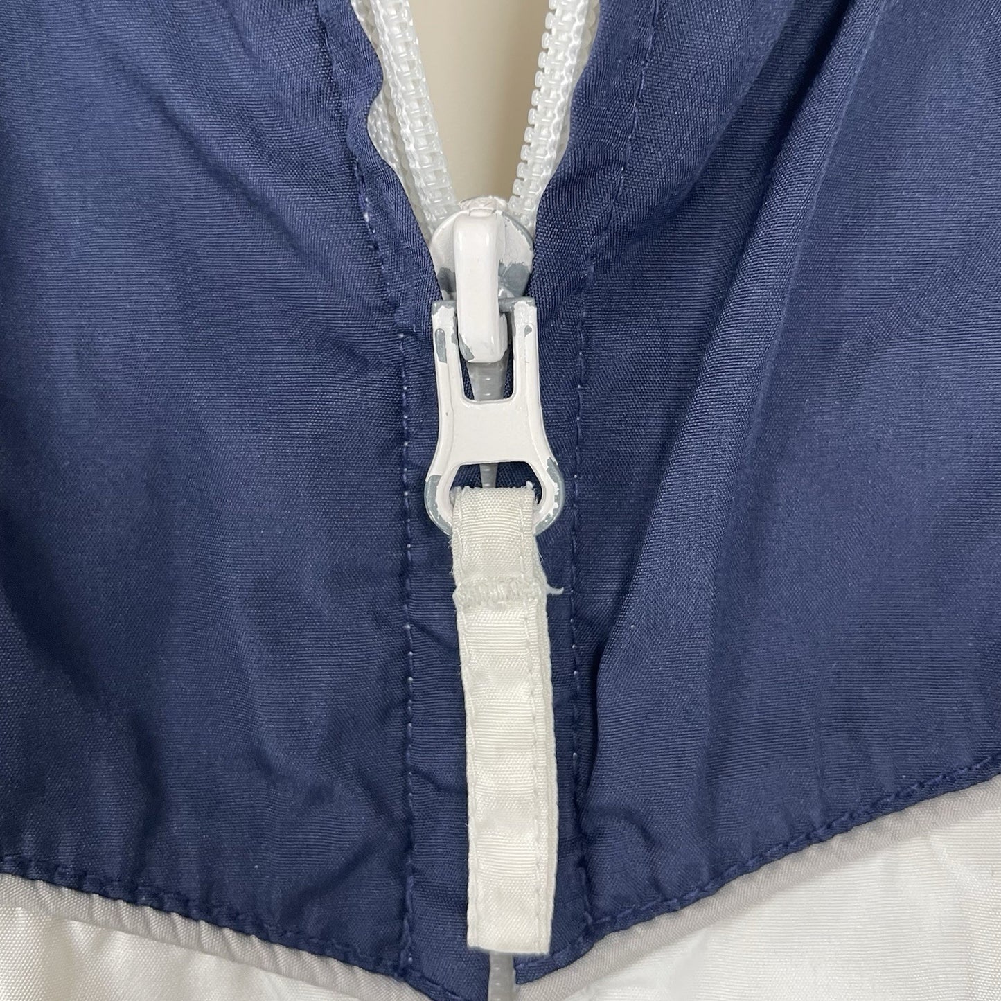 VTG G-III Apparel NFL Dallas Cowboys Lightweight Zipped Jacket Size Small