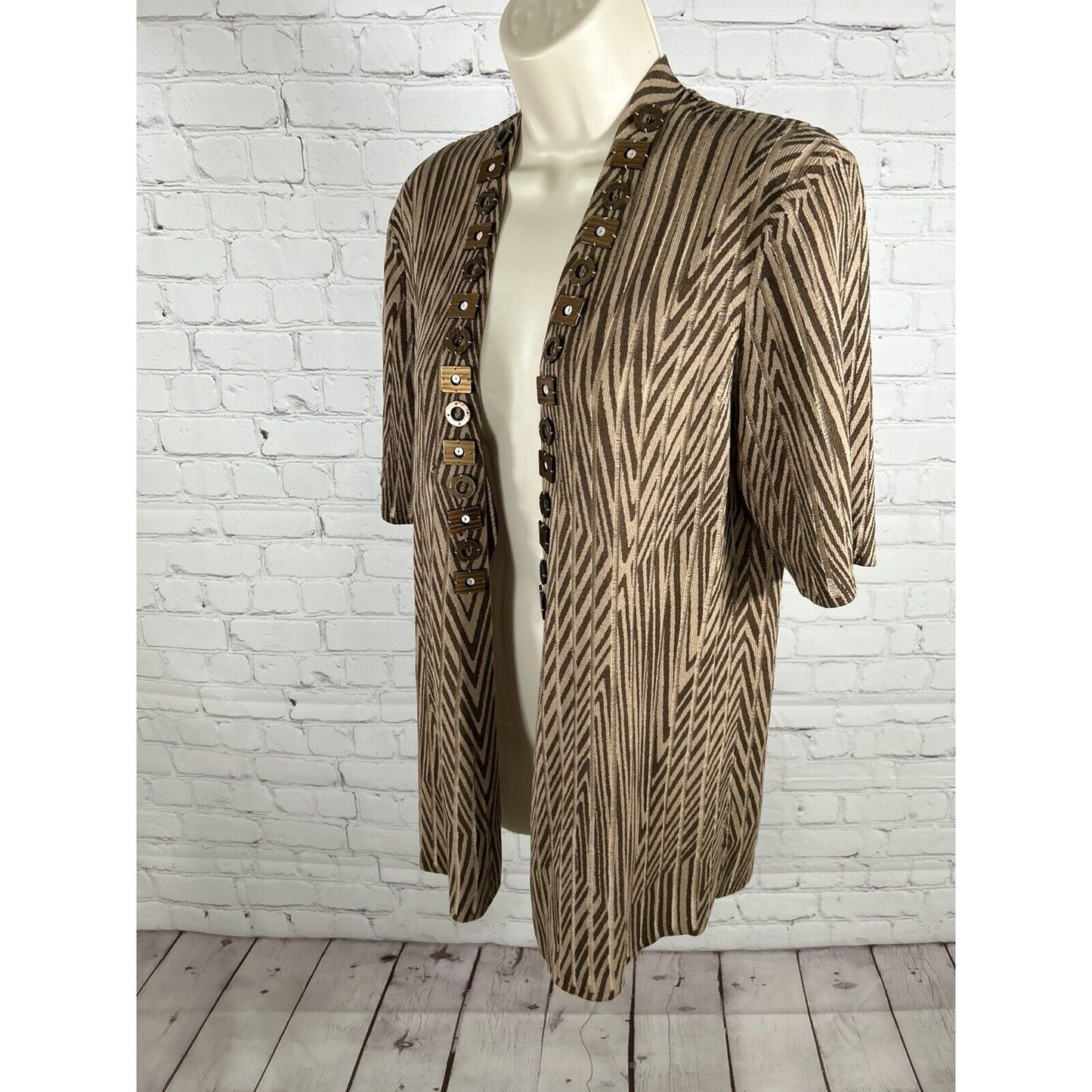Chicos Chunky Beaded Short Sleeve Brown Striped Knit Cardigan Women’s M