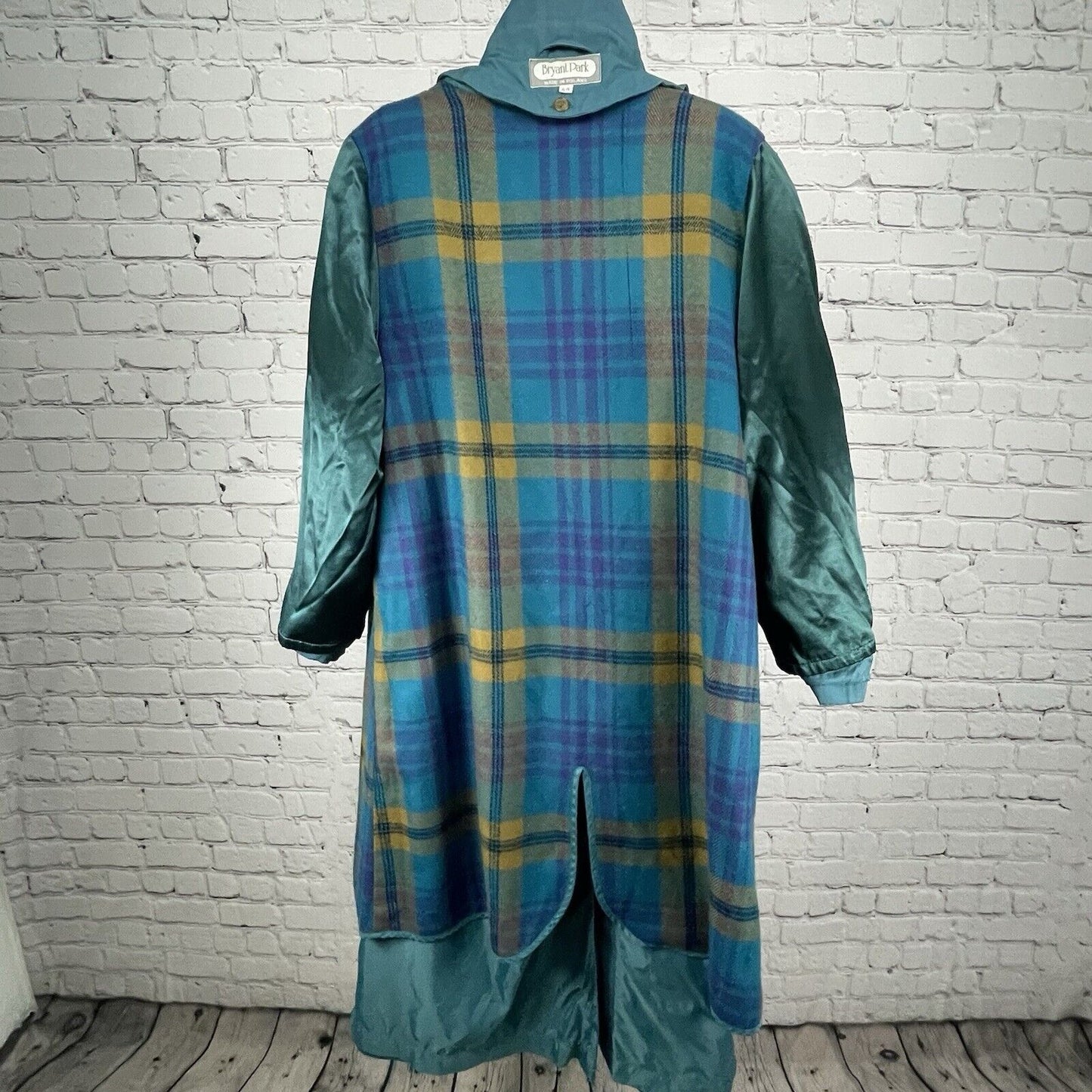 VTG Bryant Park Teal Blue Long Overcoat Lined Belted Insulated Pockets Poland XL