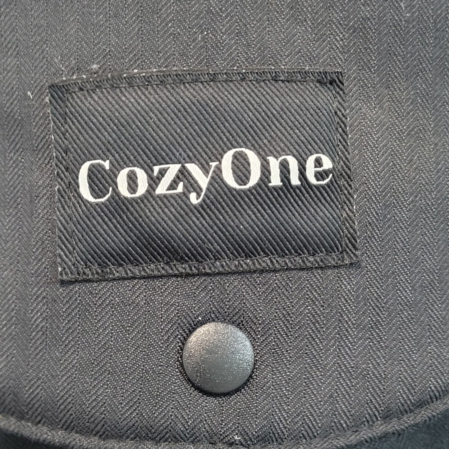 CozyOne Black Hip Seat Baby Carrier Pockets Hook & Loop Closure Adjustable