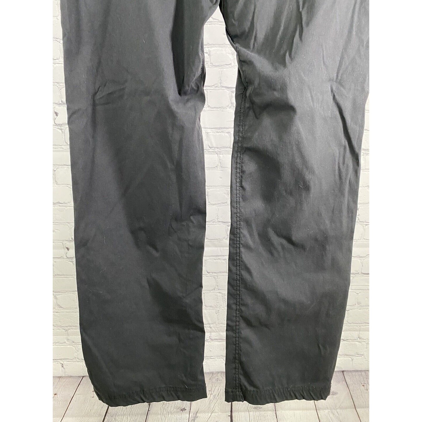 Prana Breathe Black Stretch Straight Leg Mid Rise Slim Fit Pants Women’s W32 I30