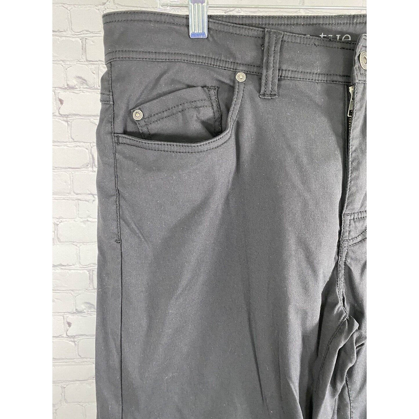 Prana Breathe Black Stretch Straight Leg Mid Rise Slim Fit Pants Women’s W32 I30