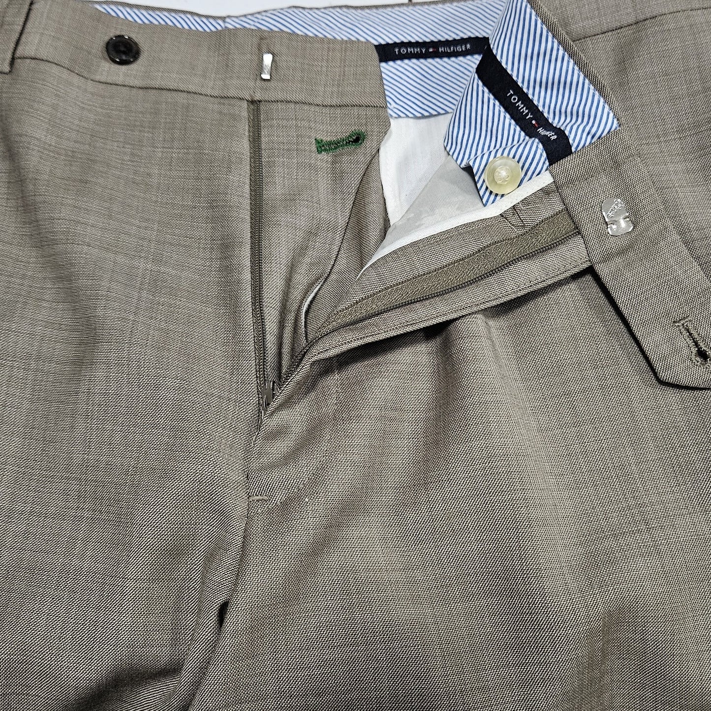 Tommy Hilfiger Tan 100% Wool Flat Front Straight Leg Dress Pants 36x34 *tear