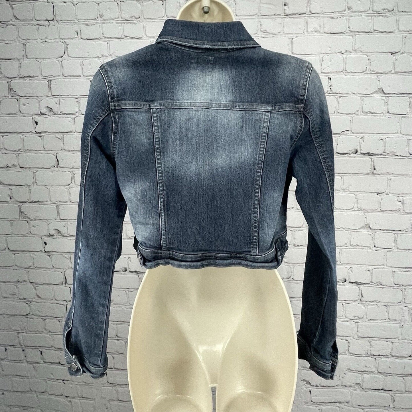 Cello Denimwear Cropped Denim Jacket 5 Button Collared Pockets Size Medium M