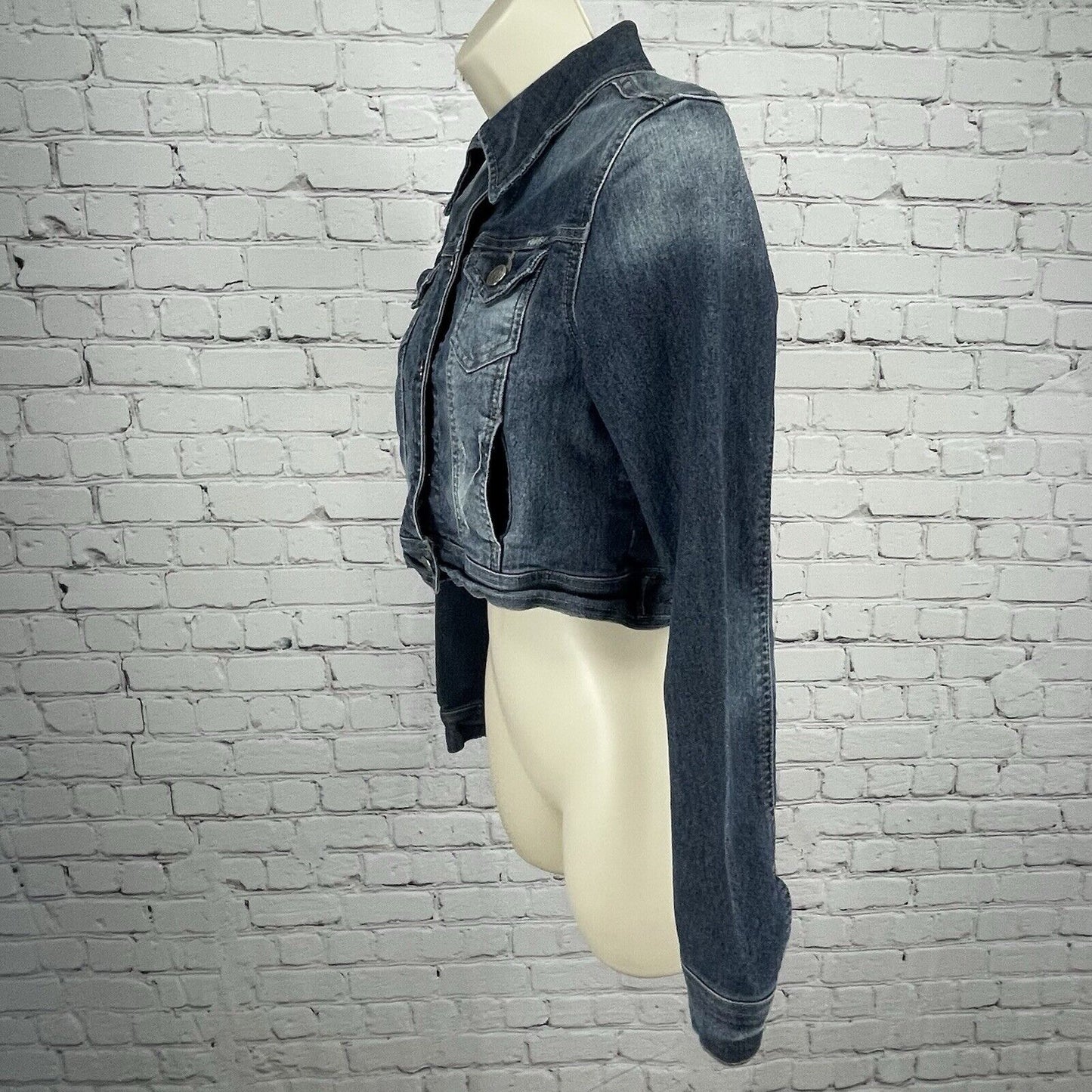 Cello Denimwear Cropped Denim Jacket 5 Button Collared Pockets Size Medium M
