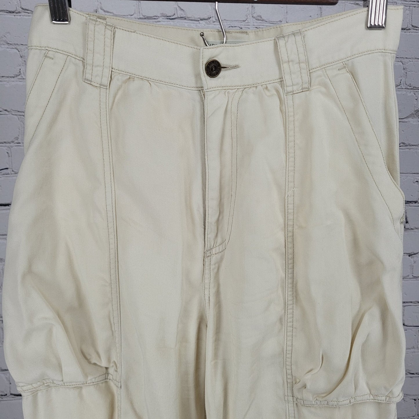 Urban Outfitters Ivory Soft Twill Lightweight High Rise Pants Size 4 (26x27)