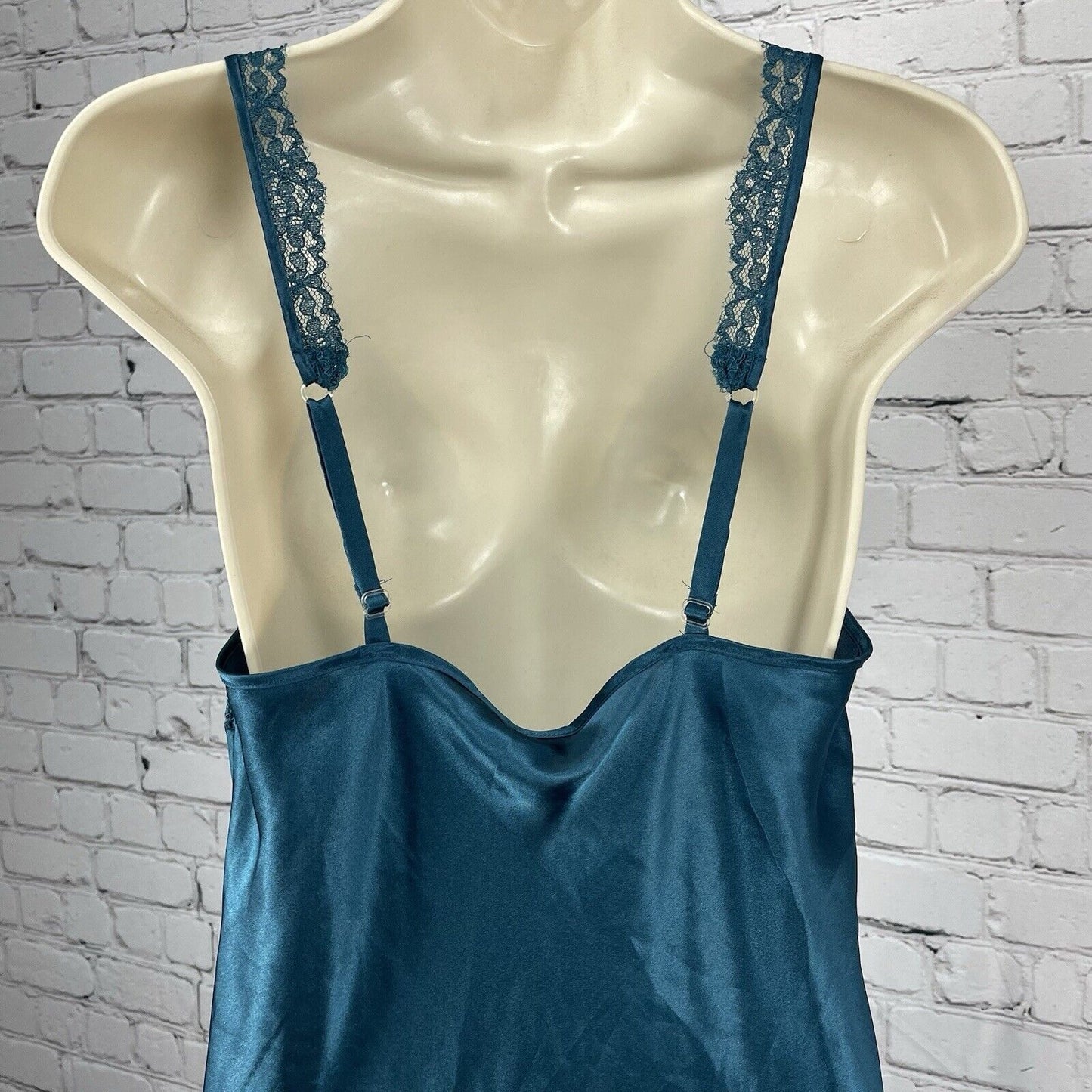 VTG Victoria’s Secret Gold Lable Blue Silky Lace Sleep Dress Lingerie Size M