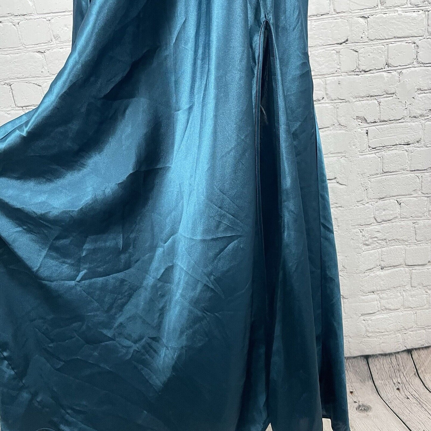 VTG Victoria’s Secret Gold Lable Blue Silky Lace Sleep Dress Lingerie Size M