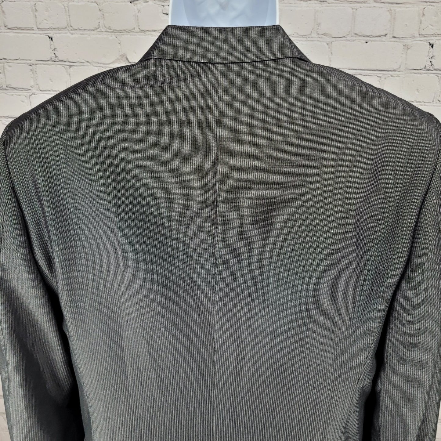 Altamoda Grey Pinstriped Slim Fit 2 Button Notch Blazer Sport Coat Size 40L