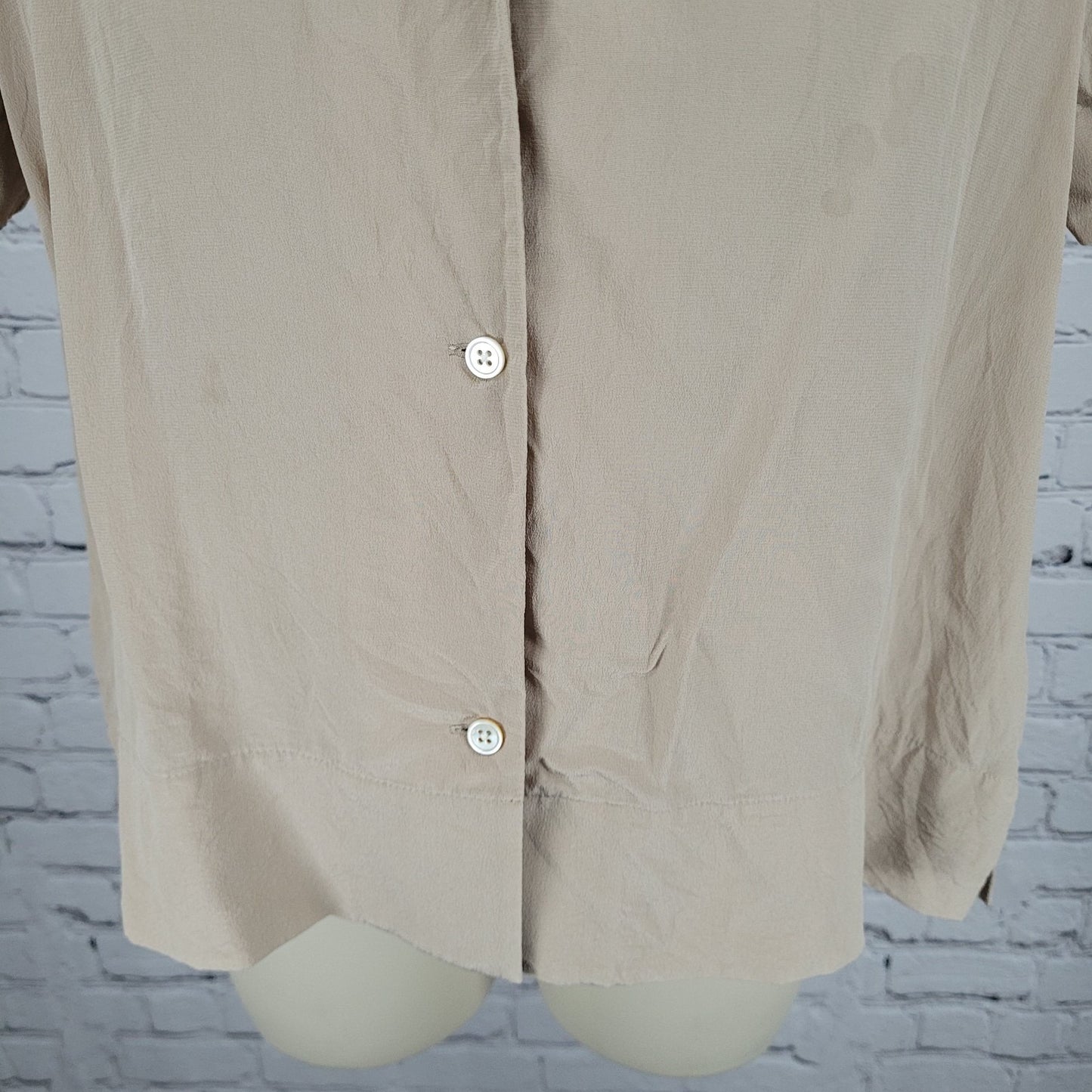 Everlane Beige 100% Silk Buttoned Up Short Sleeve Lightweight Shirt Top Size 6