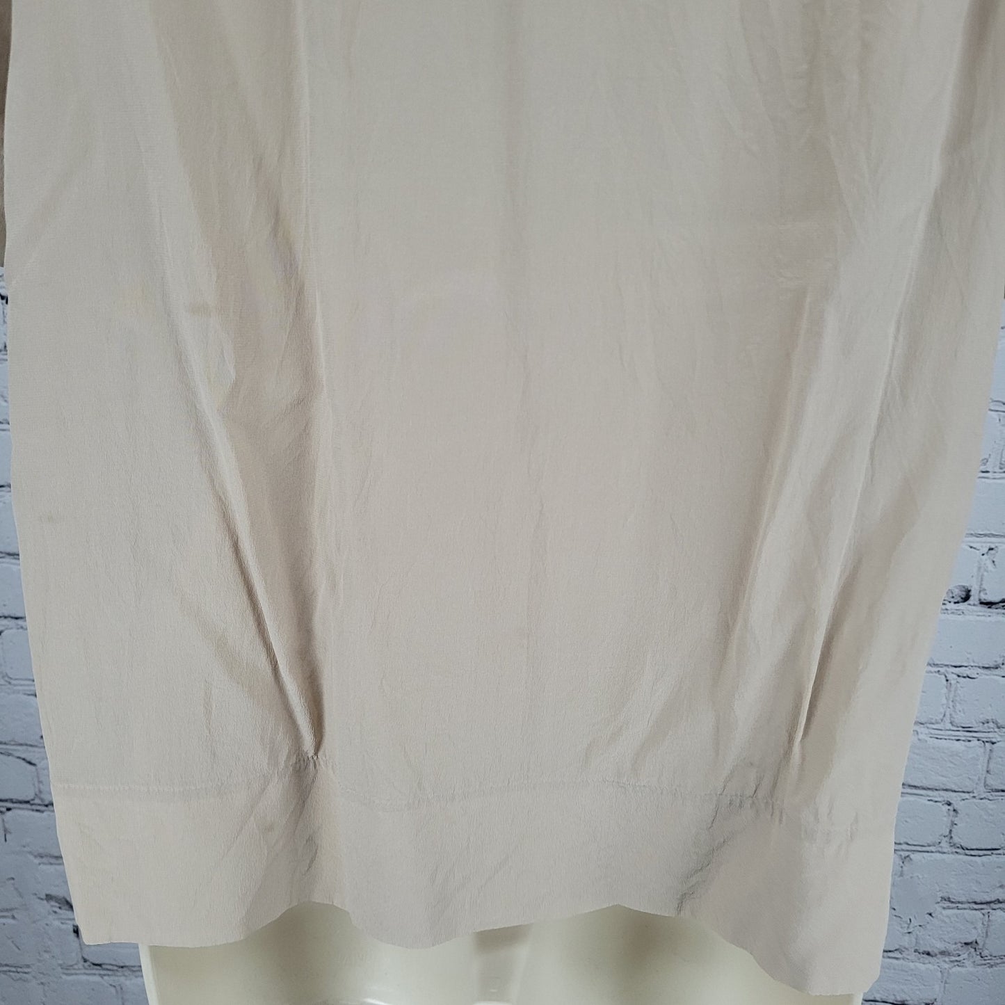 Everlane Beige 100% Silk Buttoned Up Short Sleeve Lightweight Shirt Top Size 6