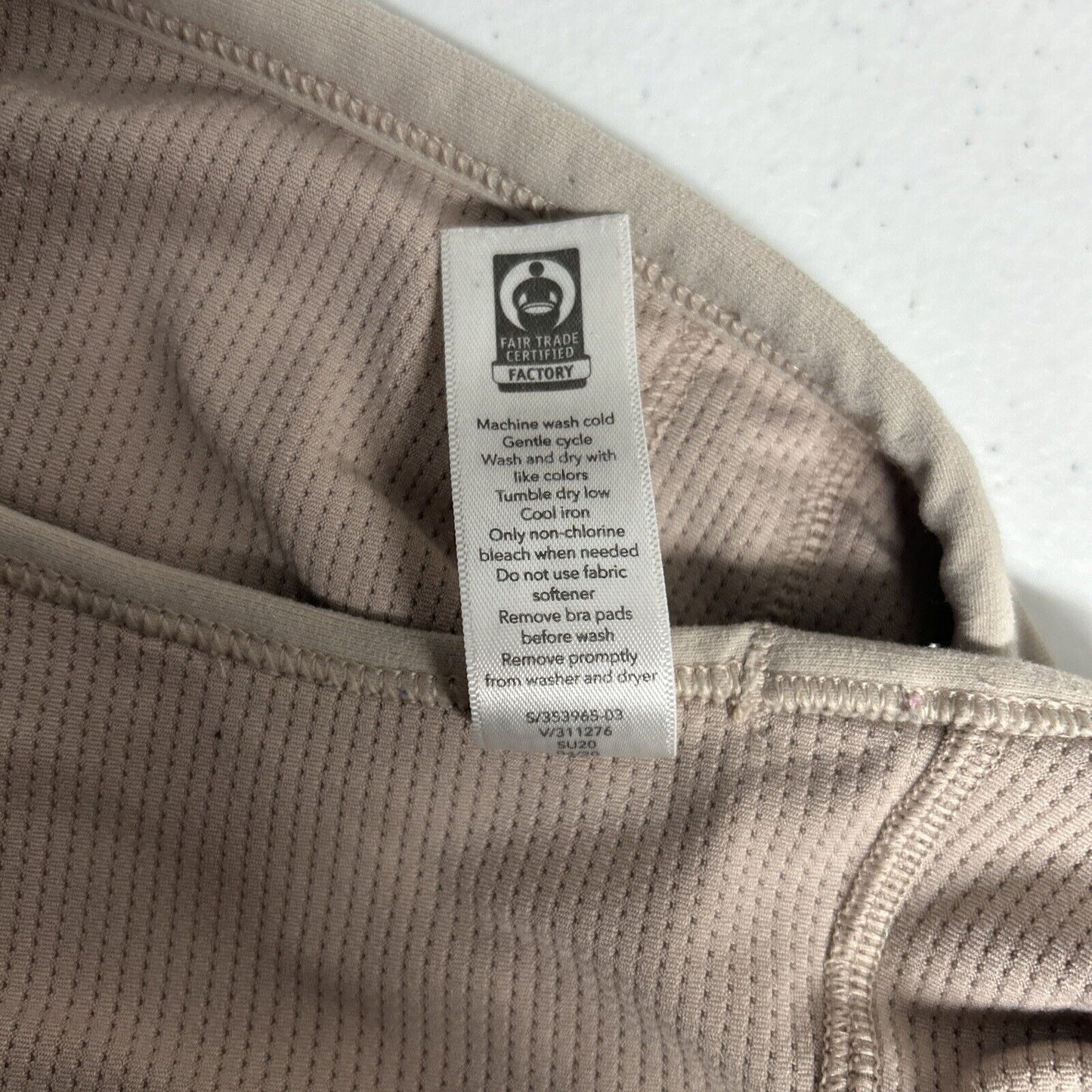 Athleta Girl Beige Racerback Pullover Lined Youth Girls Training Sports Bra XS