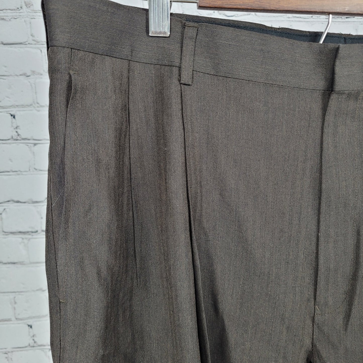 Jos A Bank Brown 100% Travelers Collection Pleated Dress Pants Size 40 (39x30)