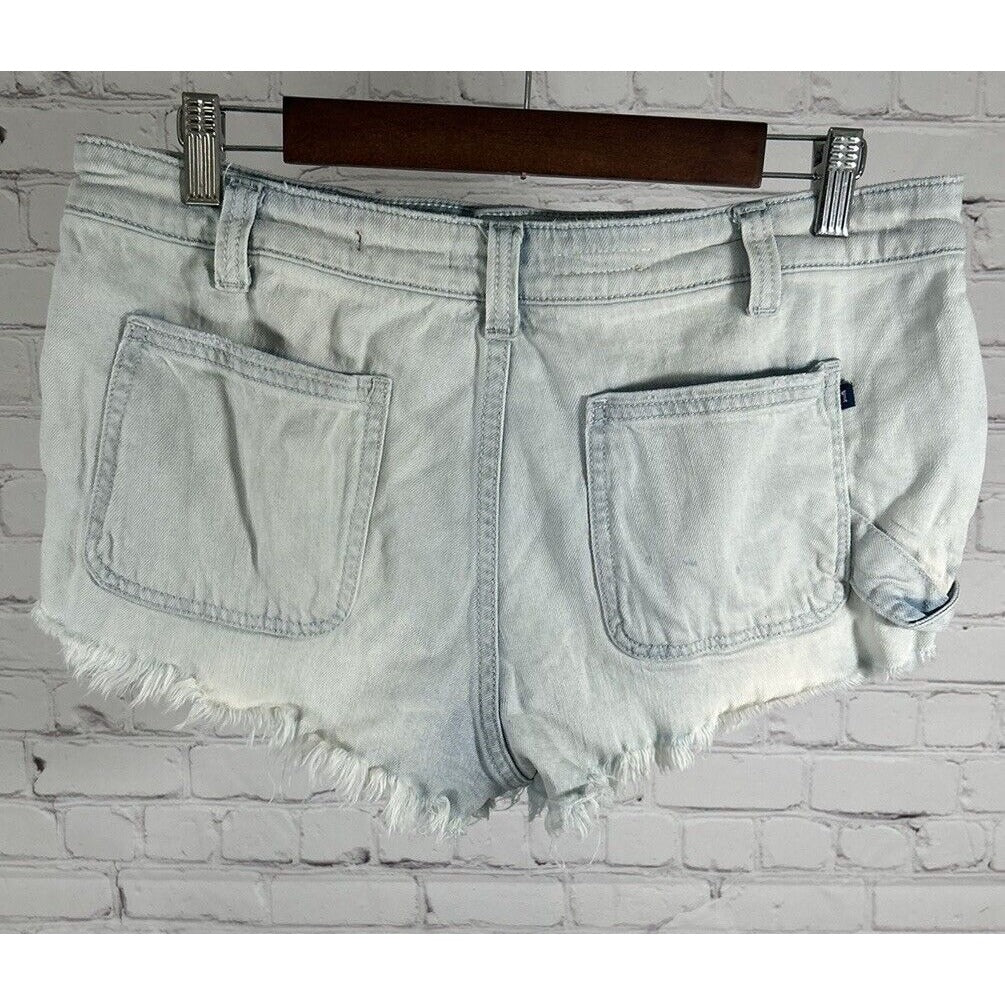 Pilcro Bleach Wash Distressed Frayed Women’s Hot Pants Shorts Sz 29 (33 x 1.5)