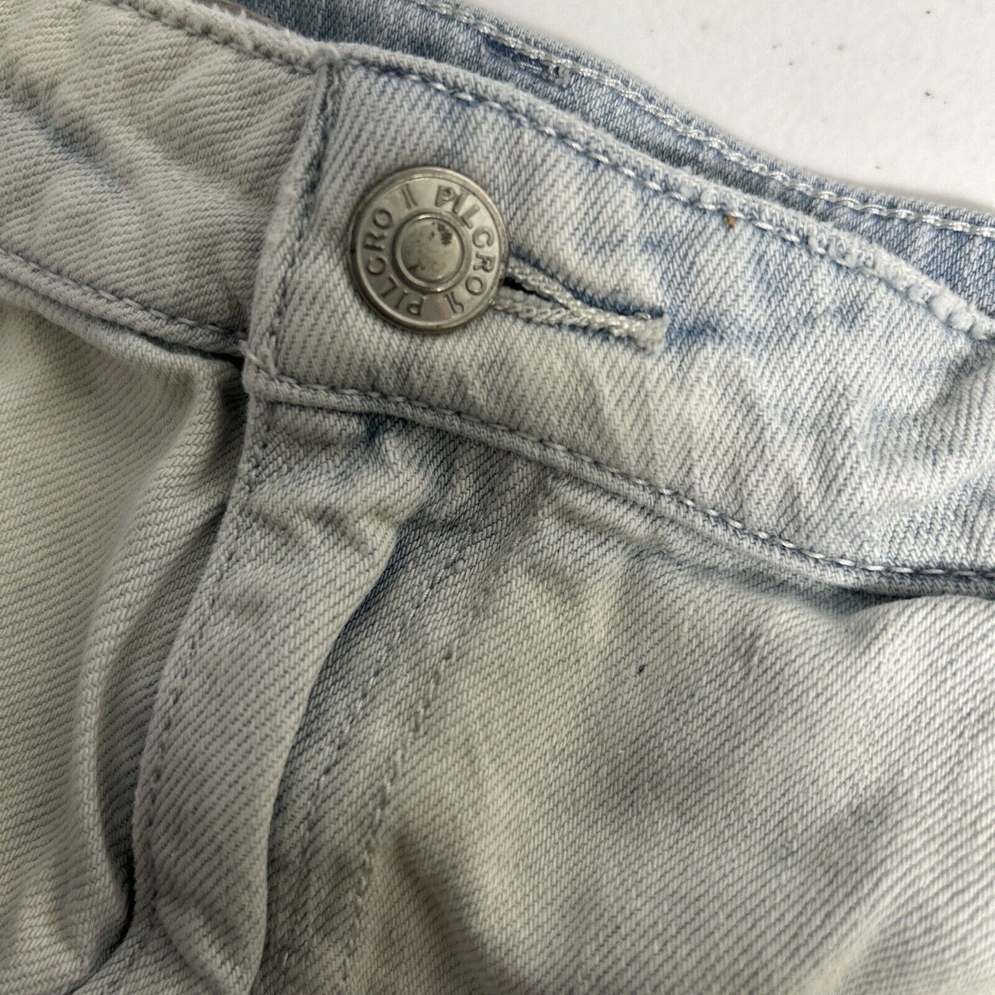 Pilcro Bleach Wash Distressed Frayed Women’s Hot Pants Shorts Sz 29 (33 x 1.5)