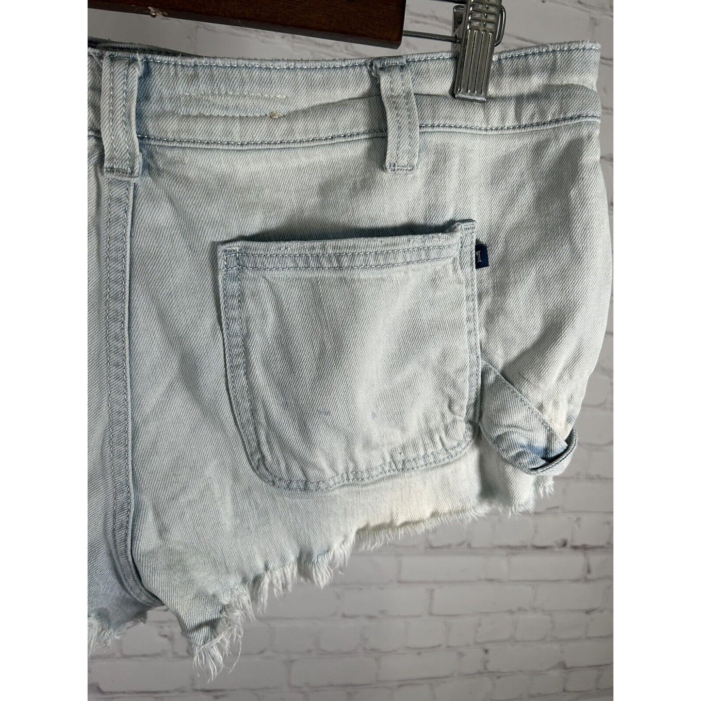 Pilcro Bleach Wash Distressed Frayed Women’s Hot Pants Shorts Sz 29 (33 x 1.5)