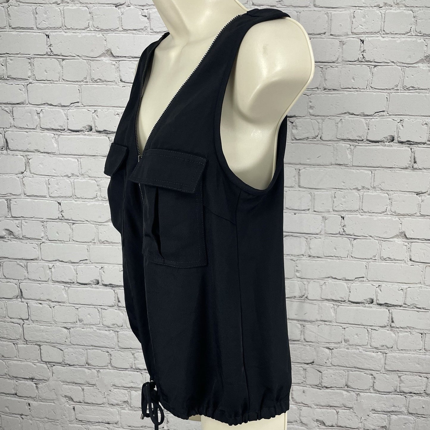Trina Turk Black Karmandy 1/2 Zipped Pockets USA Sleeveless Tank Top Small S