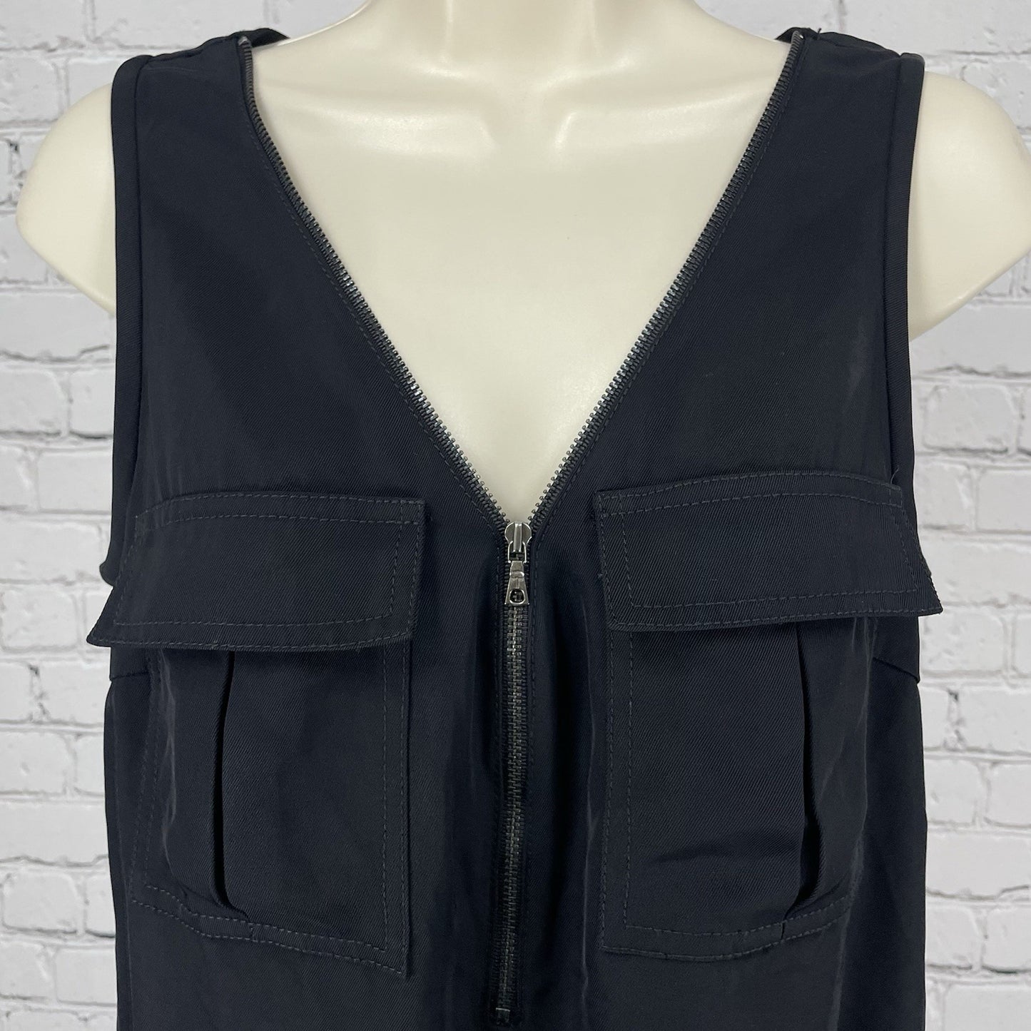 Trina Turk Black Karmandy 1/2 Zipped Pockets USA Sleeveless Tank Top Small S