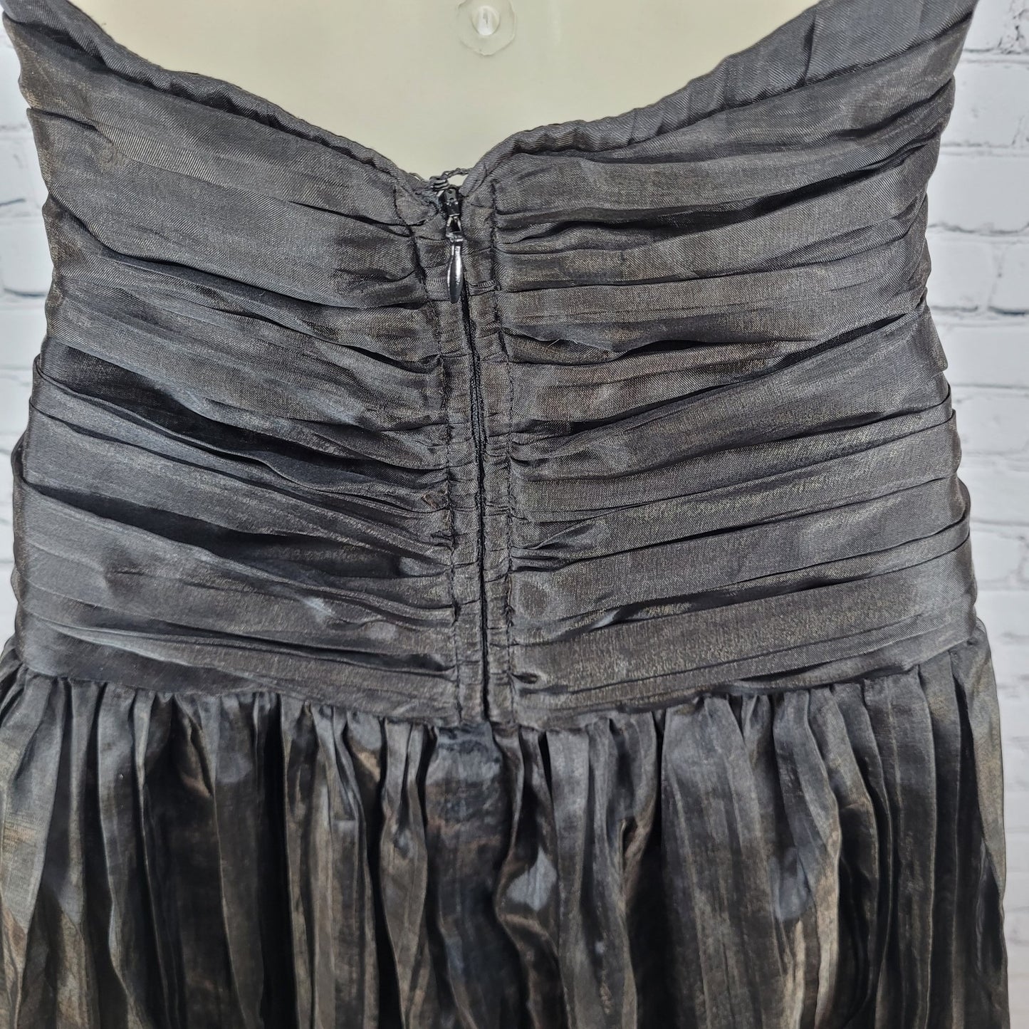 VTG Bari Jay Black Gold Sheen Chiffon Ruched Fit & Flare Dress USA Made Size 16