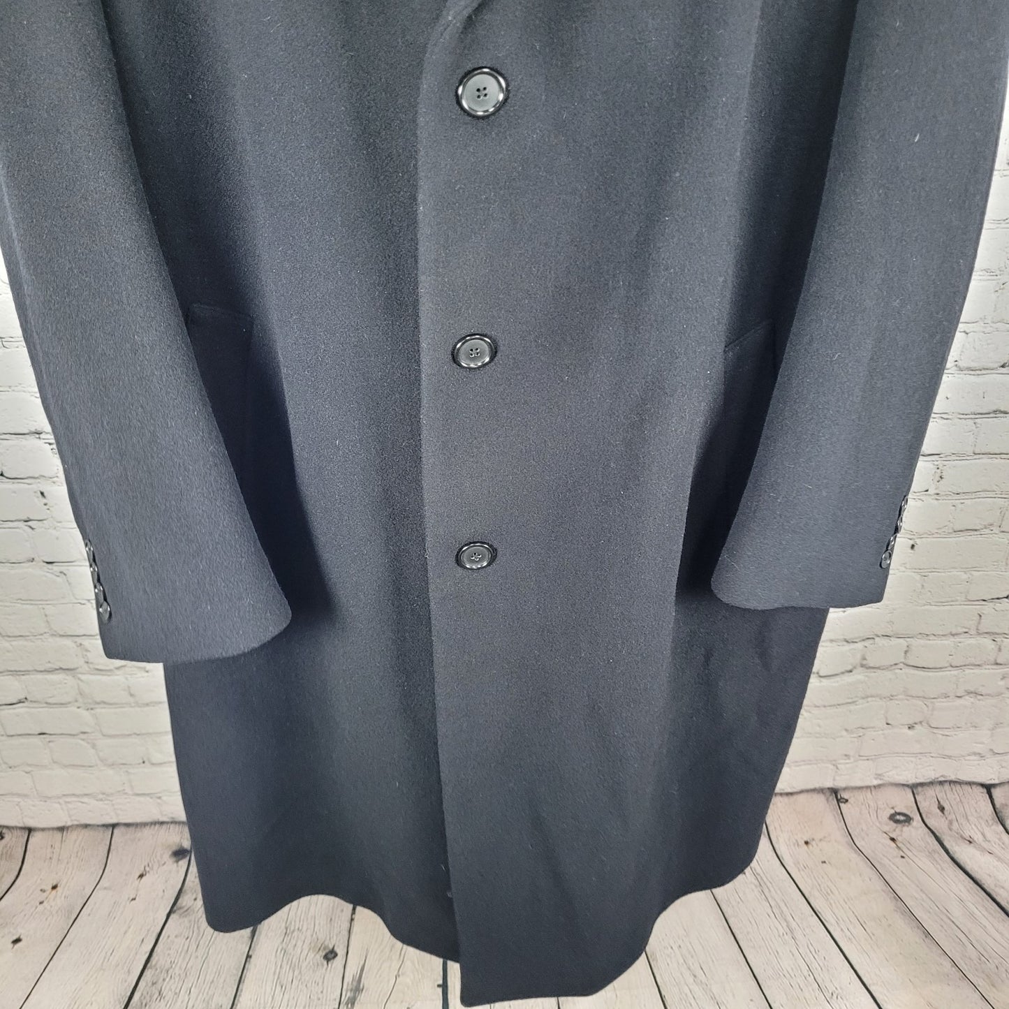 Jos A Bank Black Wool & Cashmere Buttoned Lined Inner Pockets Coat Size 44L