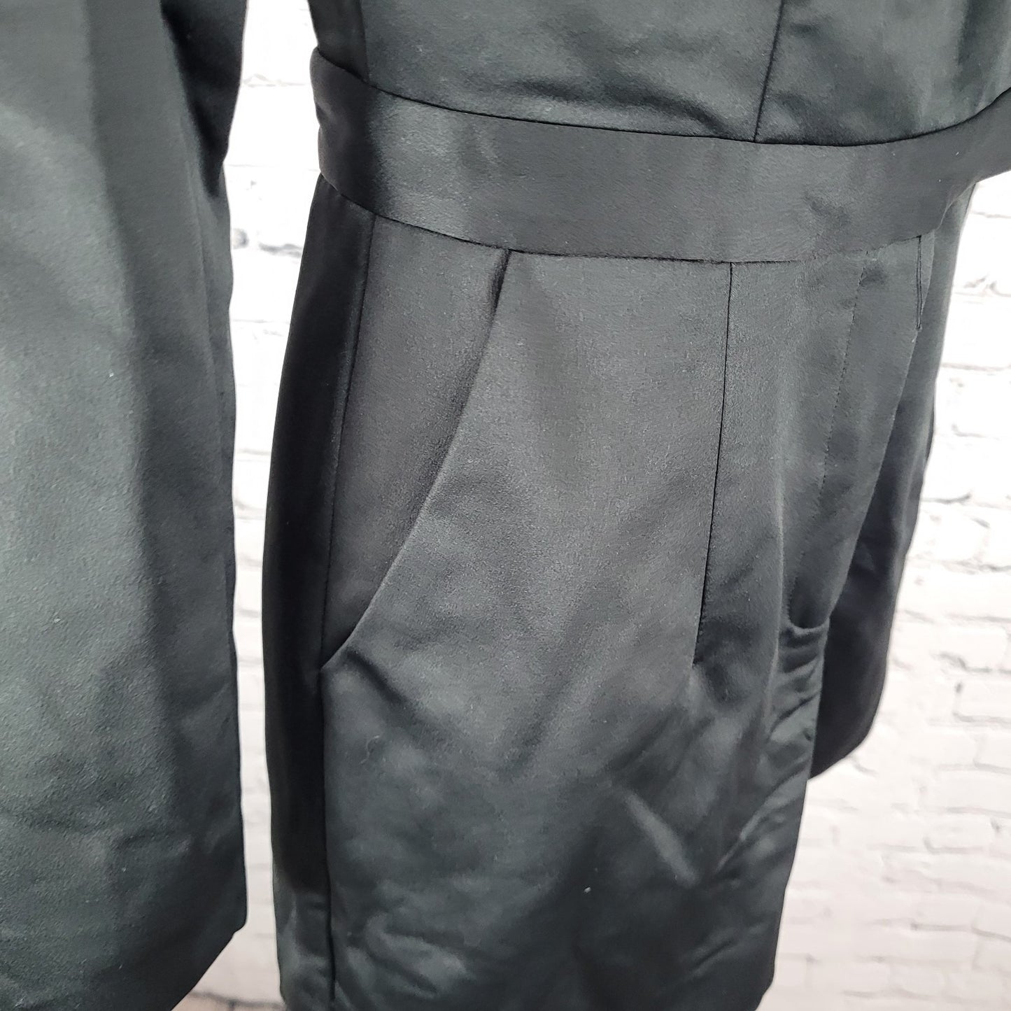 Lavish Alice Black Silky Long Sleeve Tuxedo Style Pockets Lined Romper Size 2