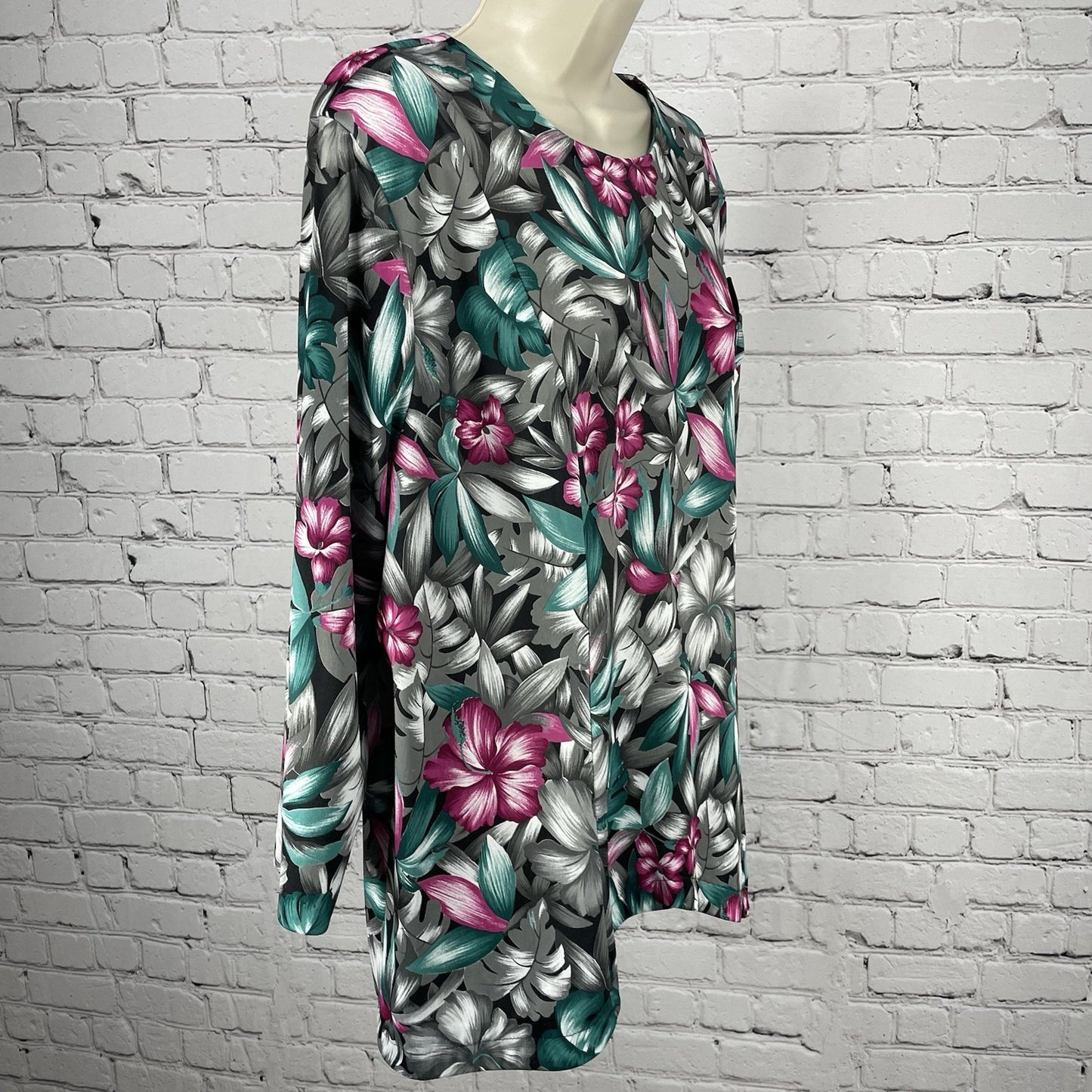 VTG MCS Ltd Grey Floral Hawaiian Long Sleeve Blouse Stretch USA Made Size 20W