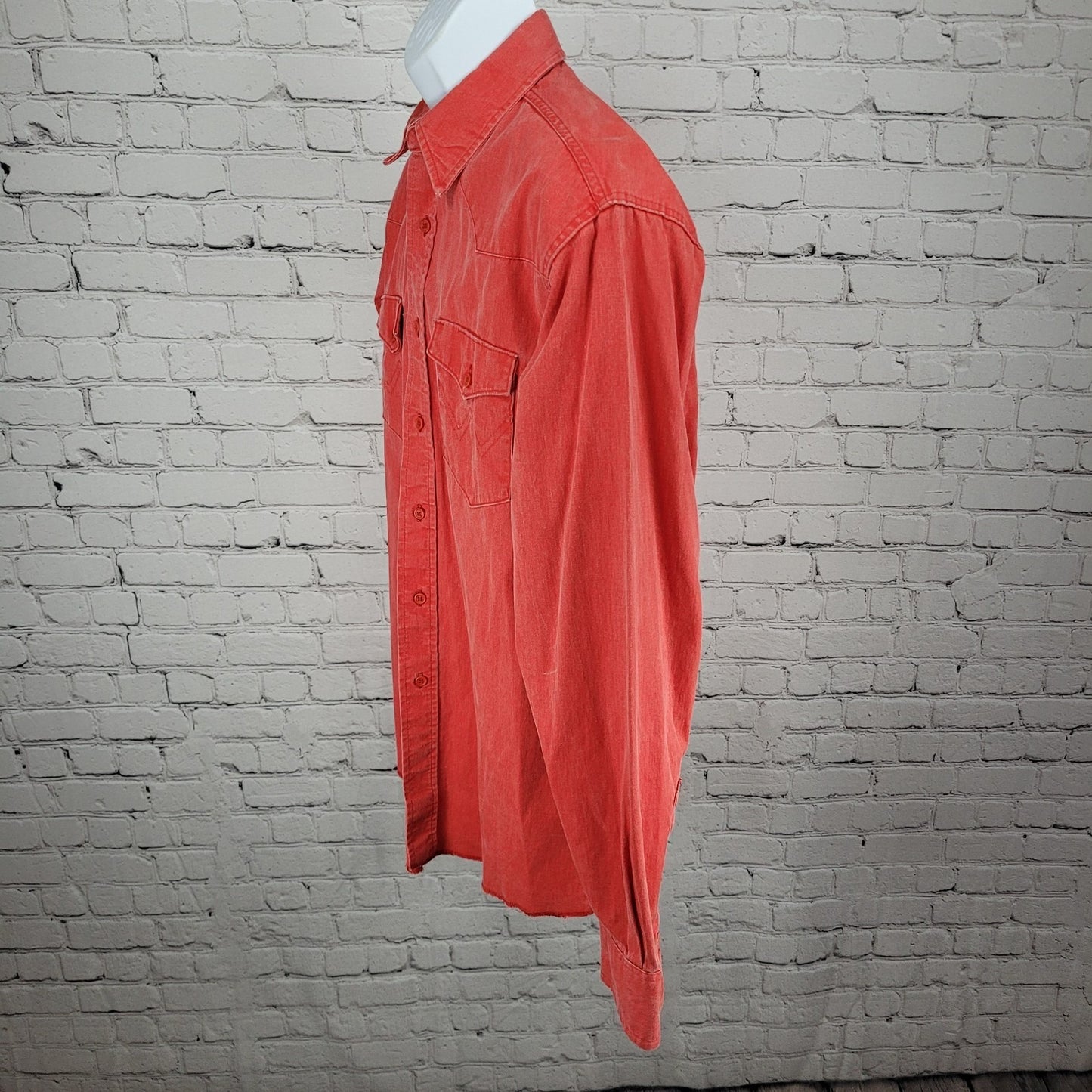 VTG Wrangler Red Cotton Western Button Up Long Sleeve Shirt USA Made Size 16-35